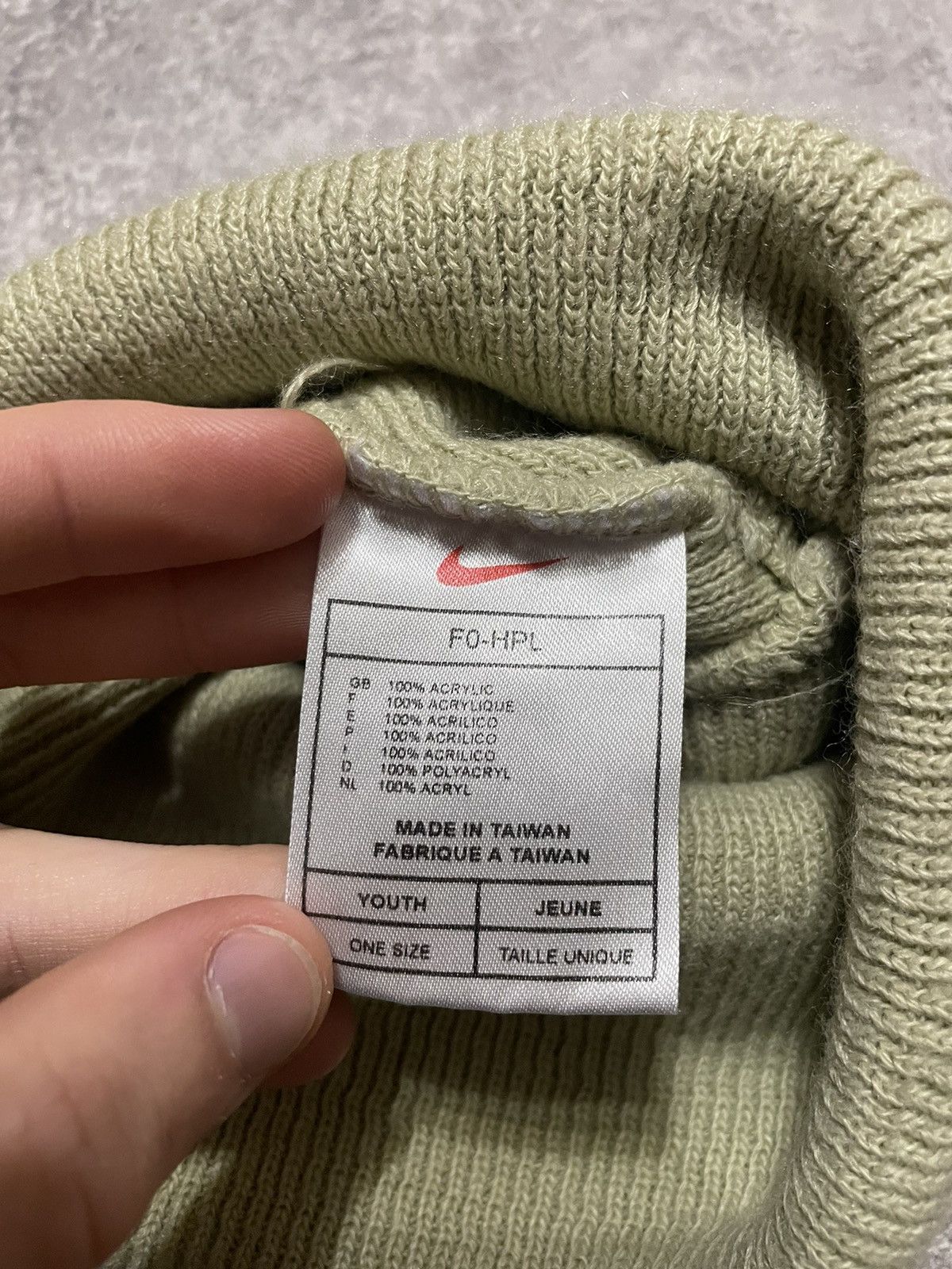 Nike Vintage Nike Swoosh Logo Beanie Hat Size ONE SIZE - 4 Thumbnail