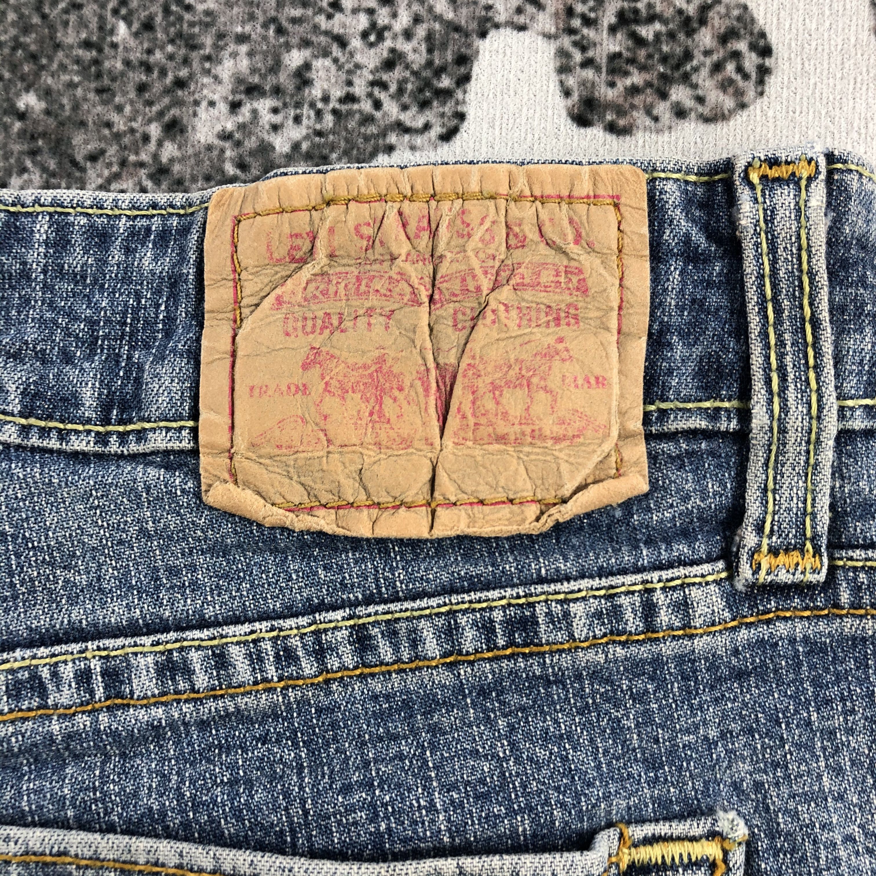 Levi's Vintage Levis 518 Jeans Flare Denim KJ964 Size US 36 / EU 52 - 5 Thumbnail
