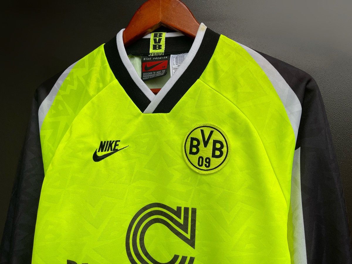 Vintage NIKE BORUSSIA DORTMUND 1995 /96 SHIRT FOOTBALL SOCCER JERSEY Size US XS / EU 42 / 0 - 2 Thumbnail
