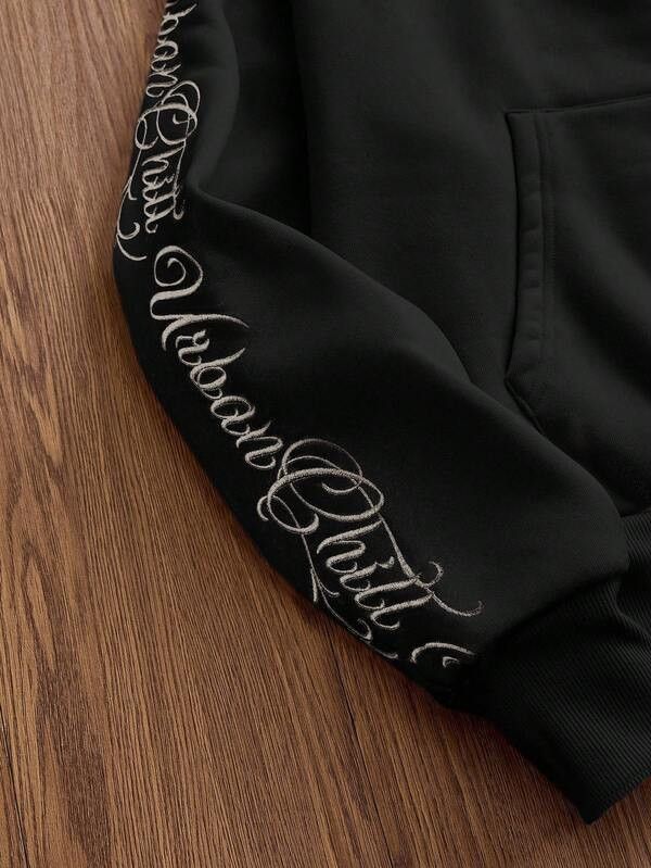 Japanese Brand Black Hoodie with Zipper and Embroidered Sleeves Size US M / EU 48-50 / 2 - 5 Thumbnail