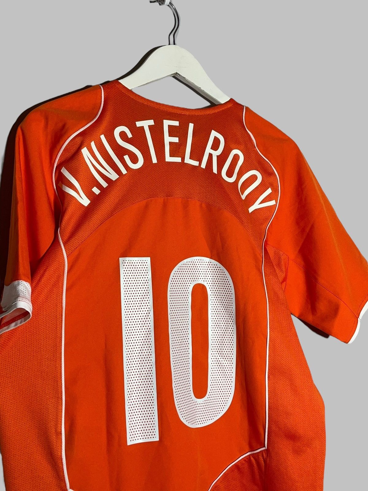 Nike #10 Van Nistelrooy Netherlands Nike 2004 Home Football Shirt Size US M / EU 48-50 / 2 - 9 Thumbnail