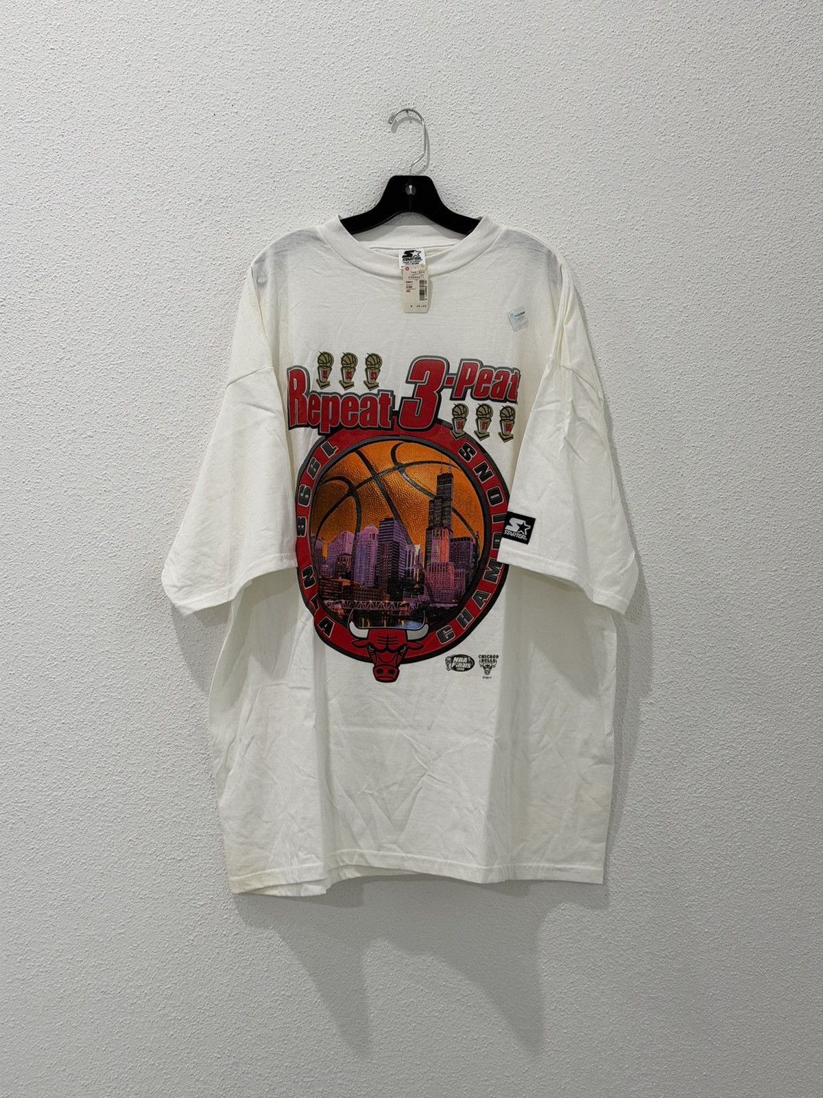 Starter Vintage 90s Chicago Bulls Repeat 3Peat 1998 NBA World Champs Size US XXL / EU 58 / 5 - 1 Thumbnail