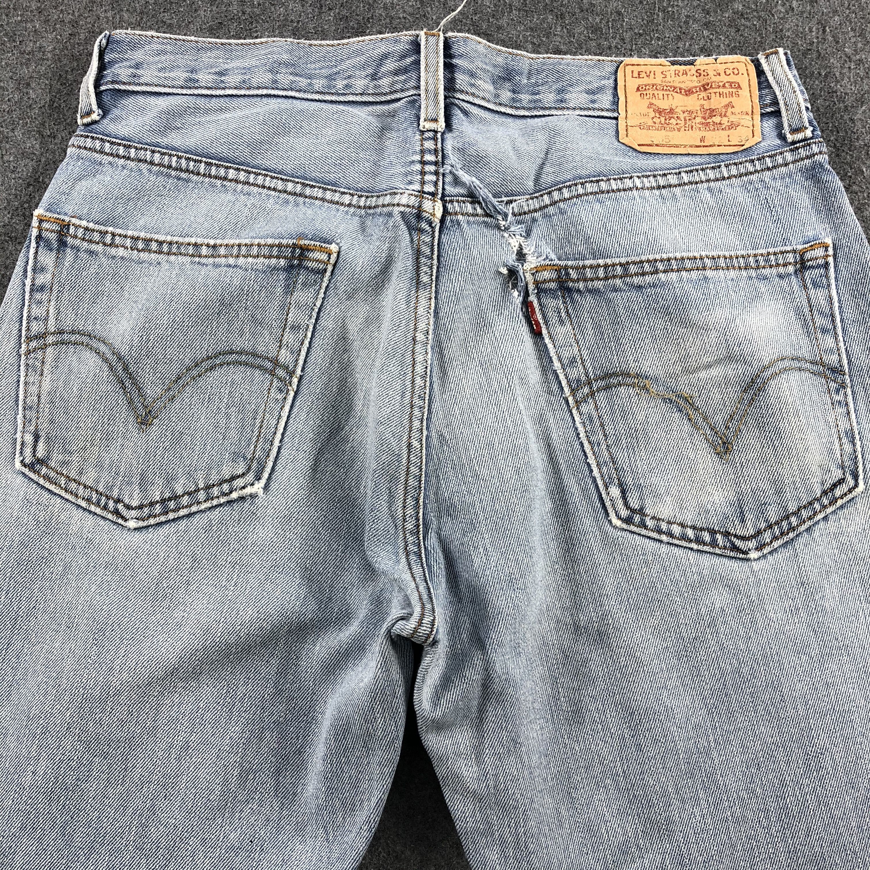 Levi's Vintage Blue Wash Levis 505 Jeans-J1466 Size US 33 - 4 Thumbnail