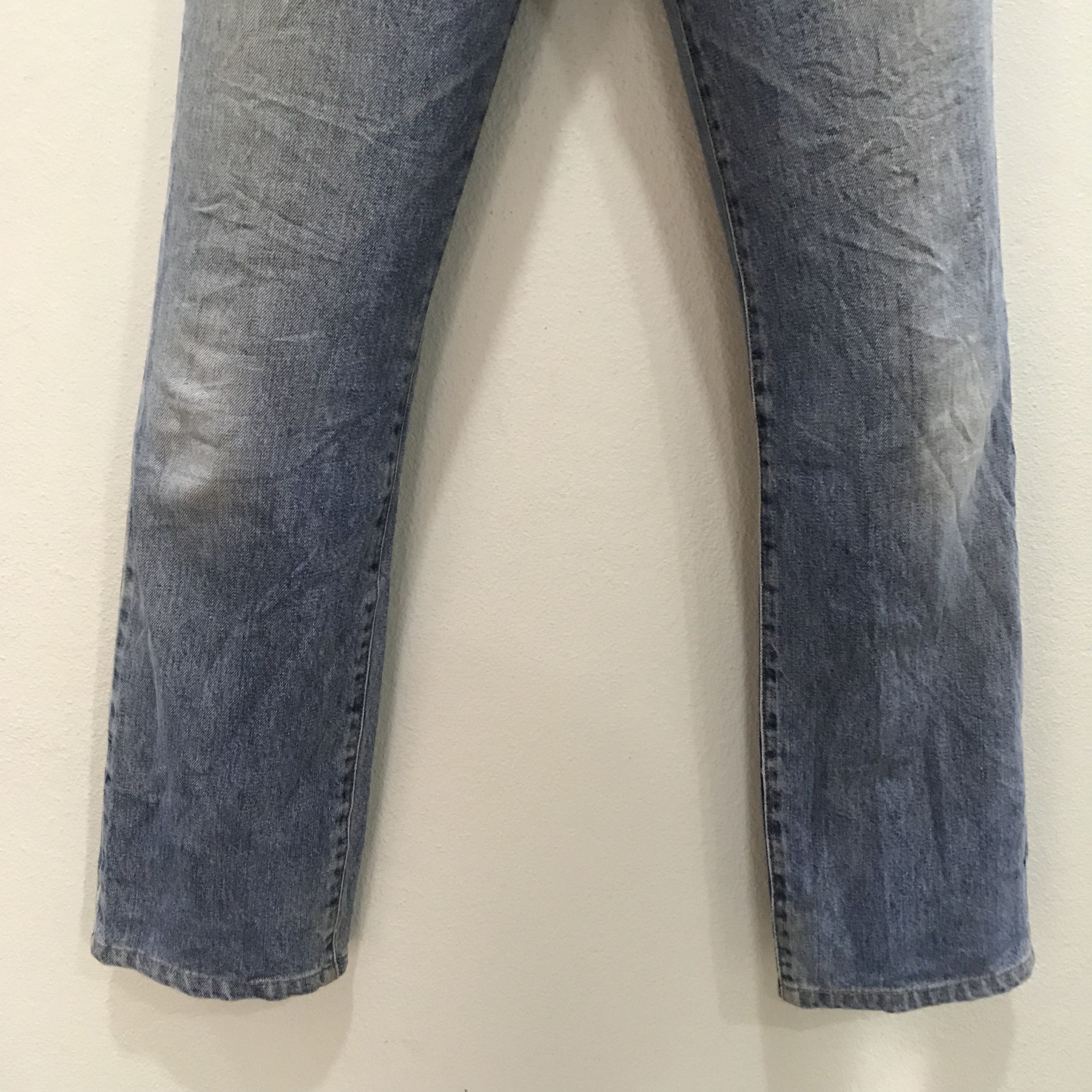 Wrangler Vintage 90s Wrangler Light Wash Straight/ Slight Flare Jeans Size US 31 - 4 Thumbnail
