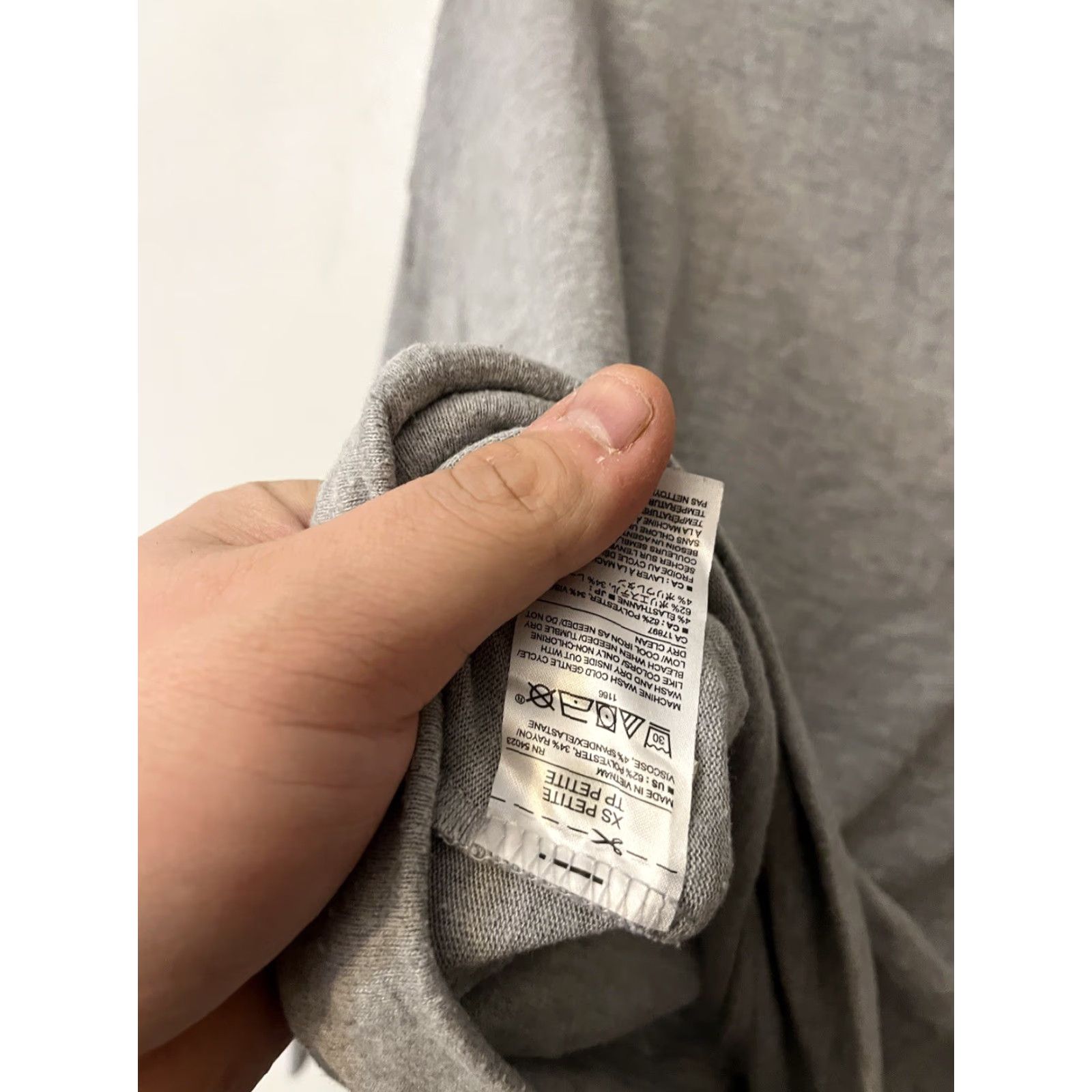 Banana Republic Banana Republic Sweater, Polyester, Knit, Cowl Neck, Women, XS Petite, Gray, Pullover, Size XSP, 1990s? Size XS / US 0-2 / IT 36-38 - 4 Thumbnail