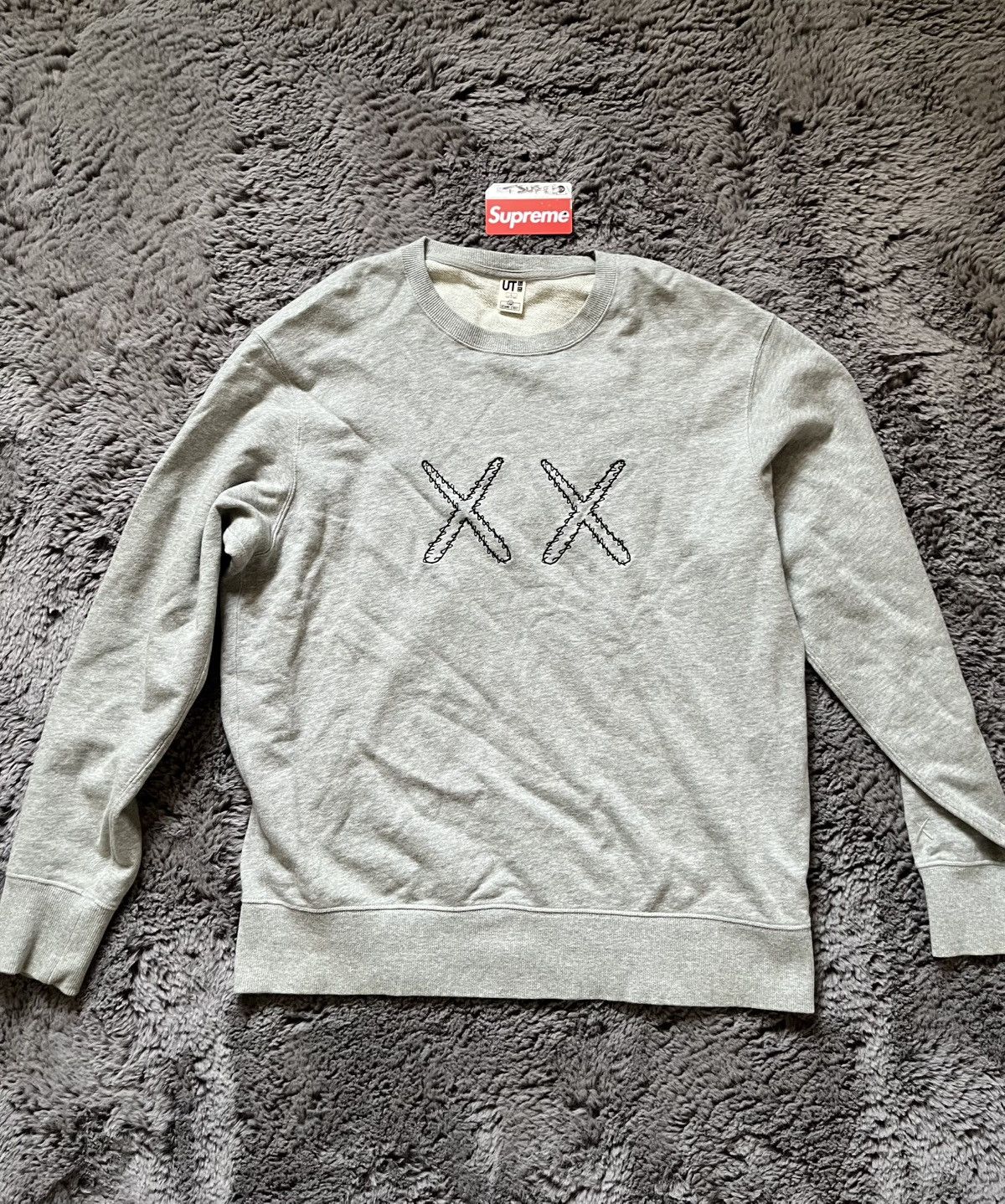 Kaws × Uniqlo Gray Sesame Street x Kaws Sweatshirt L Size US L / EU 52-54 / 3 - 1 Thumbnail