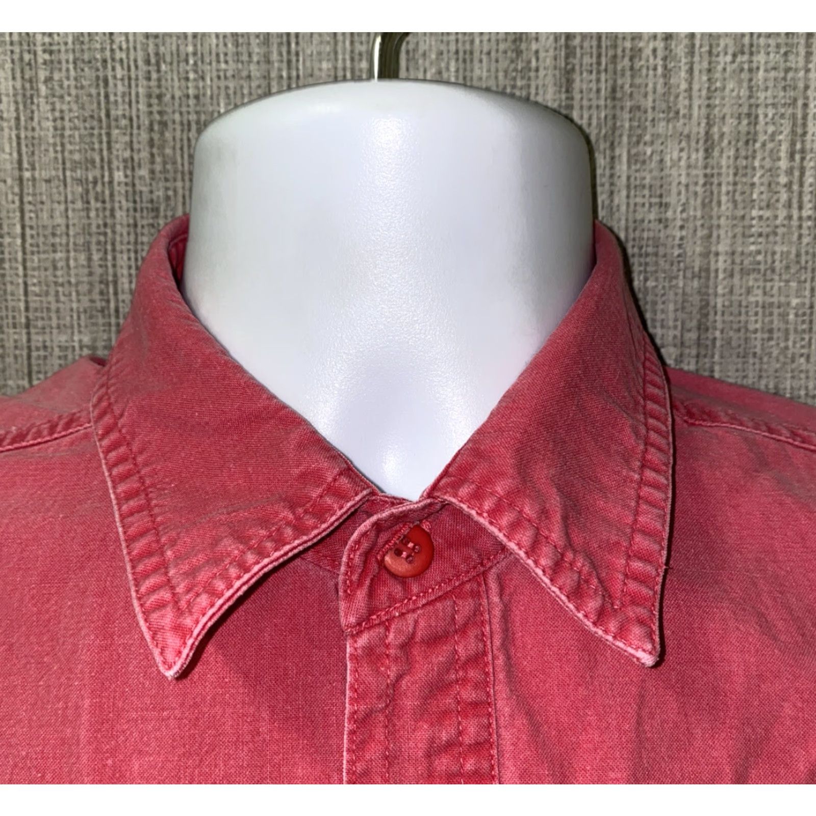 Vintage VINTAGE Weekends In California Shirt Mens Red Long Sleeve Button-Up Size M Size US M / EU 48-50 / 2 - 3 Thumbnail