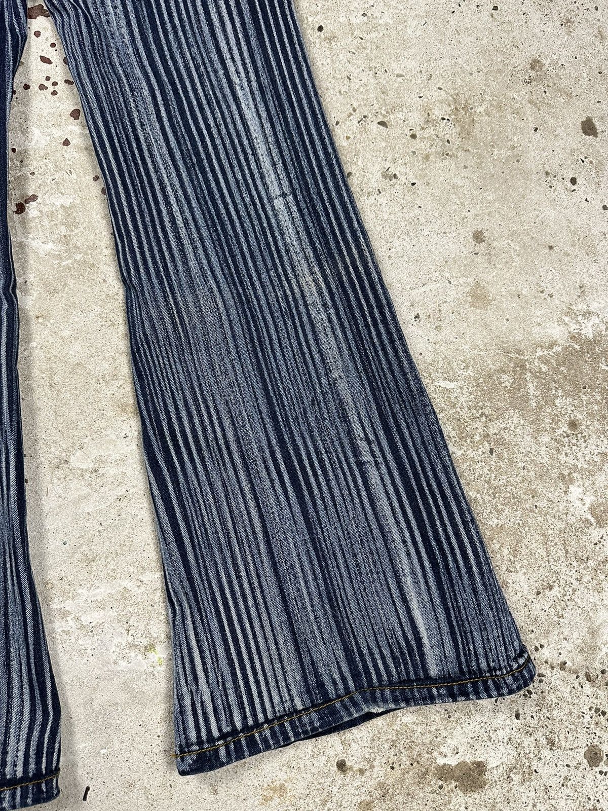If Six Was Nine × Le Grande Bleu (L.G.B.) × Vintage Vintage Y2K Flare Wide Legs Striped Bootcut Pants Size US 27 - 9 Thumbnail