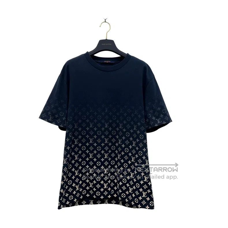 Louis Vuitton Louis Vuitton Dark Blue Logo Gradient Crew Neck Short Slee Size US XL / EU 56 / 4 - 2 Thumbnail