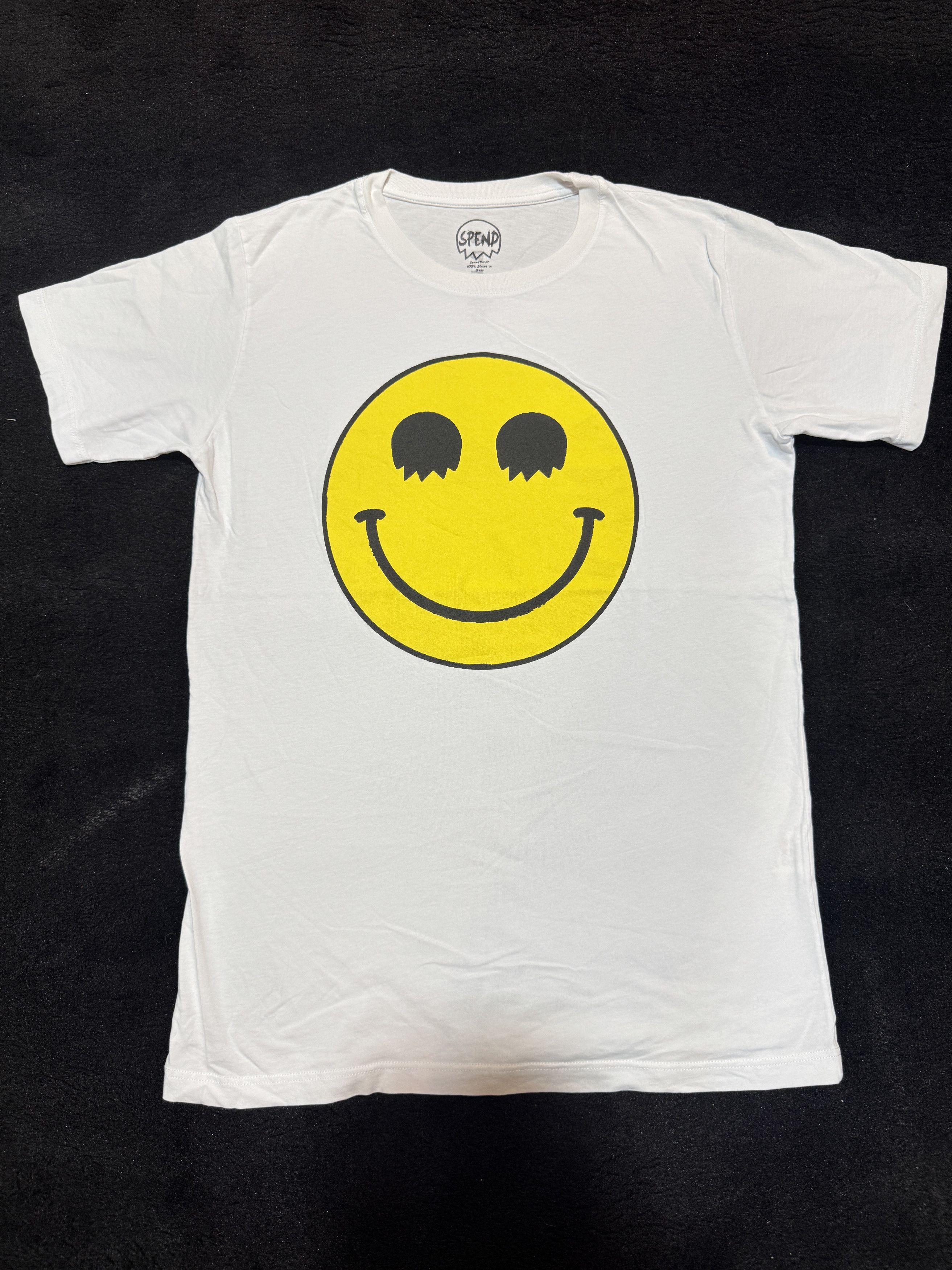 Japanese Brand Italian Designers Spend Smile Face Killshot T shirt Size US XL / EU 56 / 4 - 1 Thumbnail