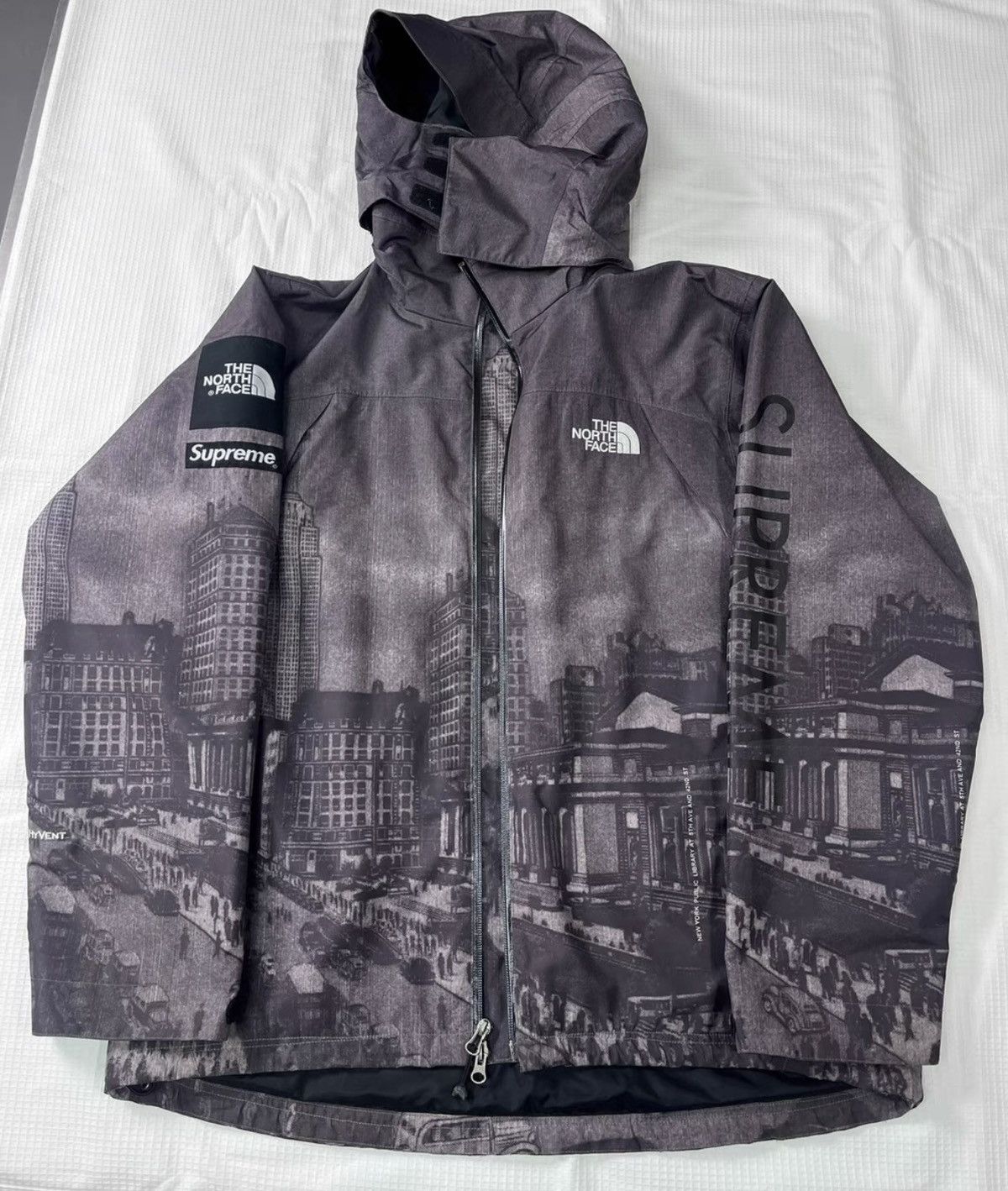 Supreme TNF the north face 08ss night summit skyline jacket