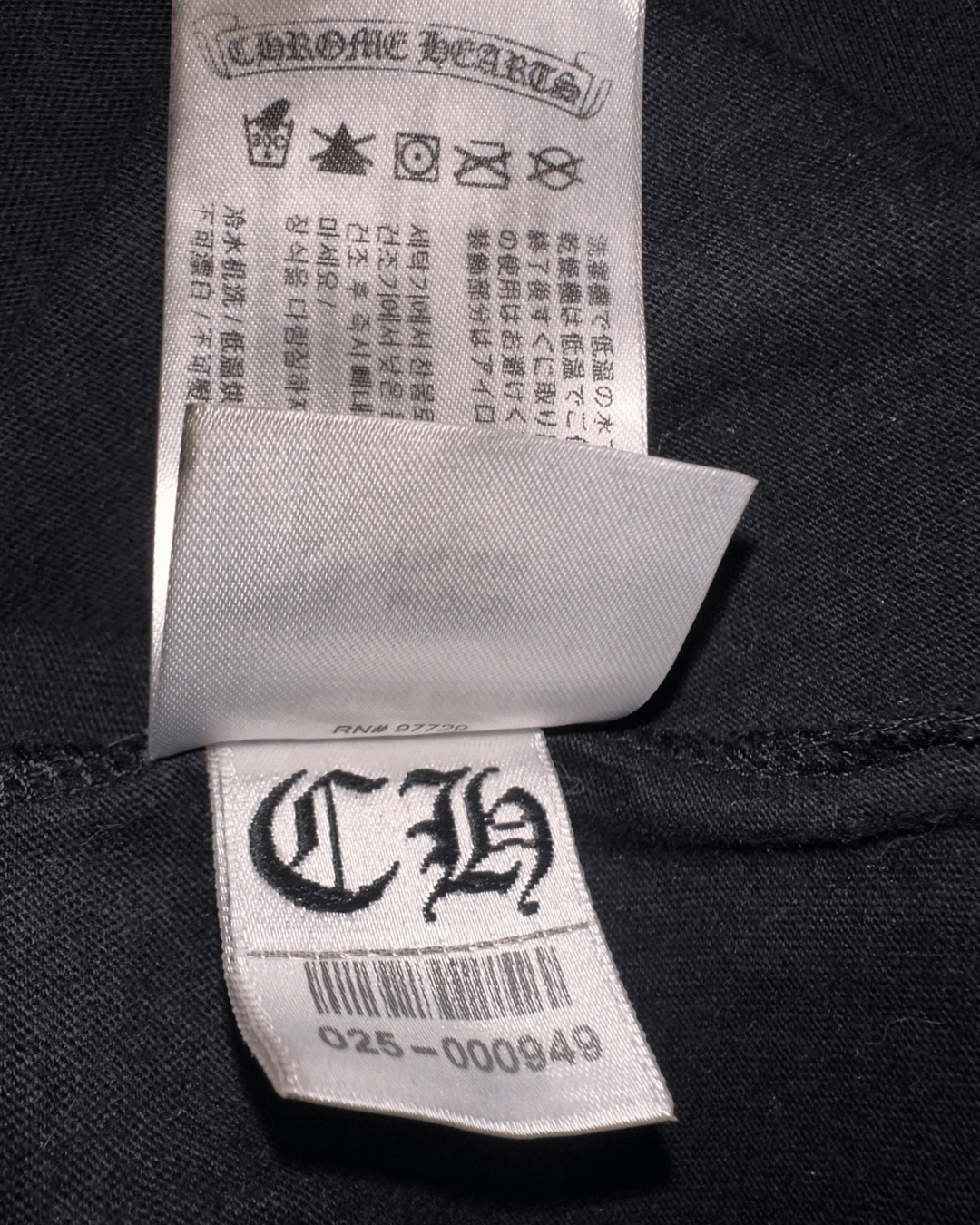 Chrome Hearts Red Dagger L/S Size US M / EU 48-50 / 2 - 7 Thumbnail