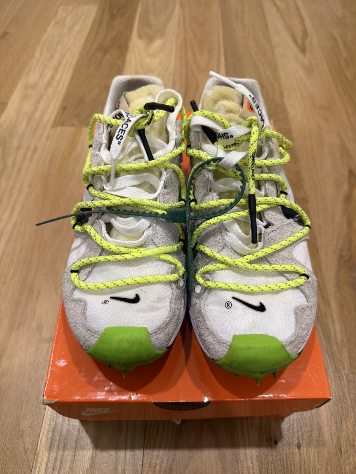 Nike × Off-White Off White x Nike Zoom Terra Kiger 5 (Women’s size 7) Size US 7 / IT 37 - 2 Thumbnail