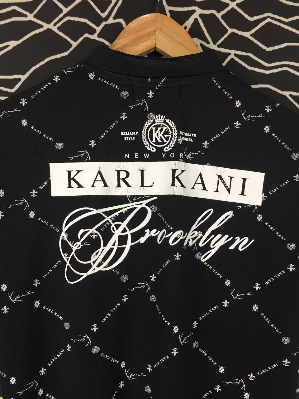 Karl Kani Vtg Karl Kani Golf Brooklyn Patterned Polo Tee Size US M / EU 48-50 / 2 - 3 Thumbnail