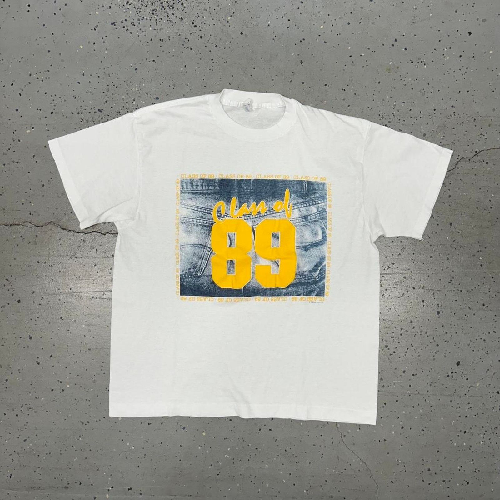 TEE JAYS VTG 1989 Class of 89 Blue Jeans Graphic white cotton tee Size US XL / EU 56 / 4 - 1 Thumbnail