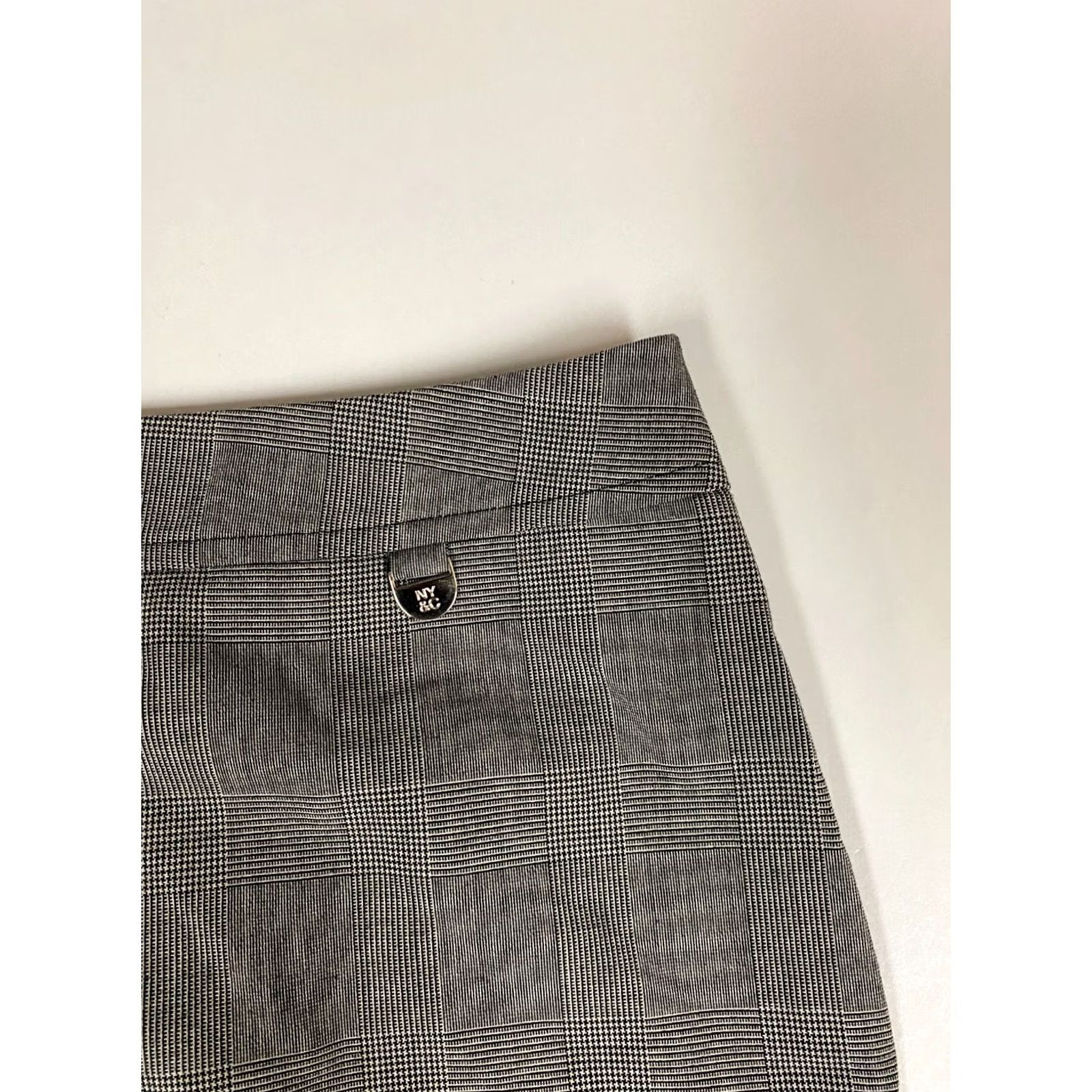 Vintage New York and Company Skirt Women's Regular 10 Gray Plaid A-Line Knee Length Size 32" / US 10 / IT 46 - 4 Thumbnail
