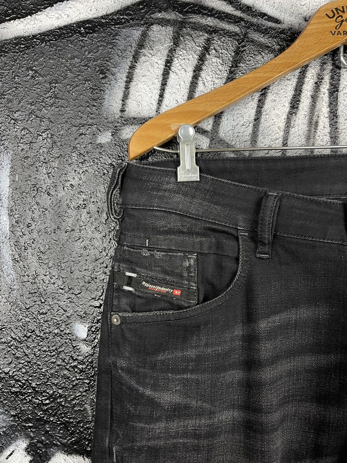 Diesel Diesel D-Bazer Tapered Denim Jeans Men’s Size W31 L32 Size US 31 - 5 Thumbnail