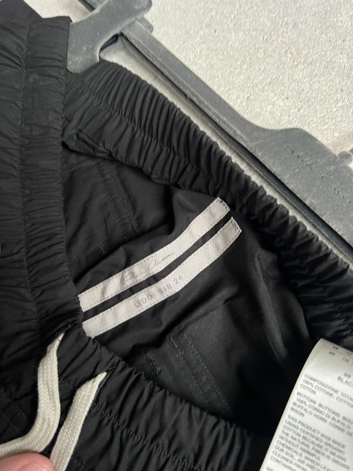 Rick Owens RICK OWENS DRAWSTRING CROPPED PANTS LIDO Size US 36 / EU 52 - 8 Thumbnail
