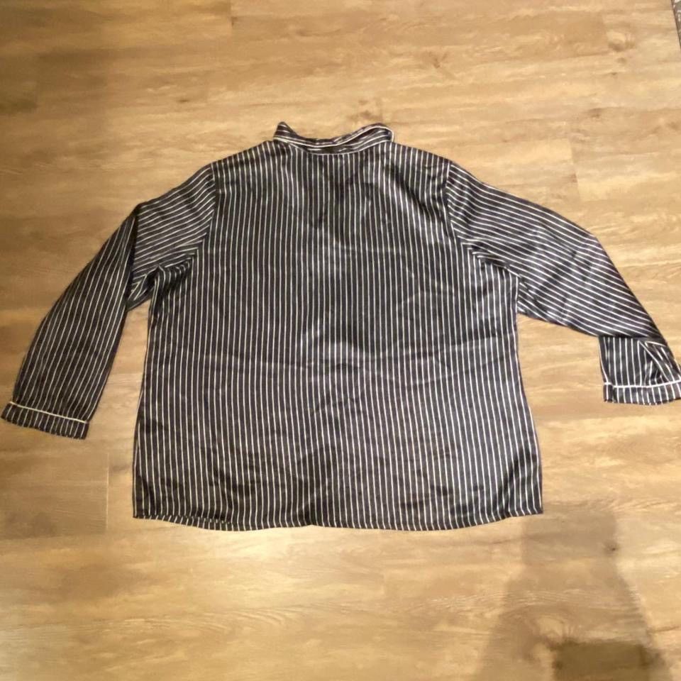 Other Classic Black and White Satin Button-Down Shirt Size 3XL / US 20-22 - 3 Thumbnail