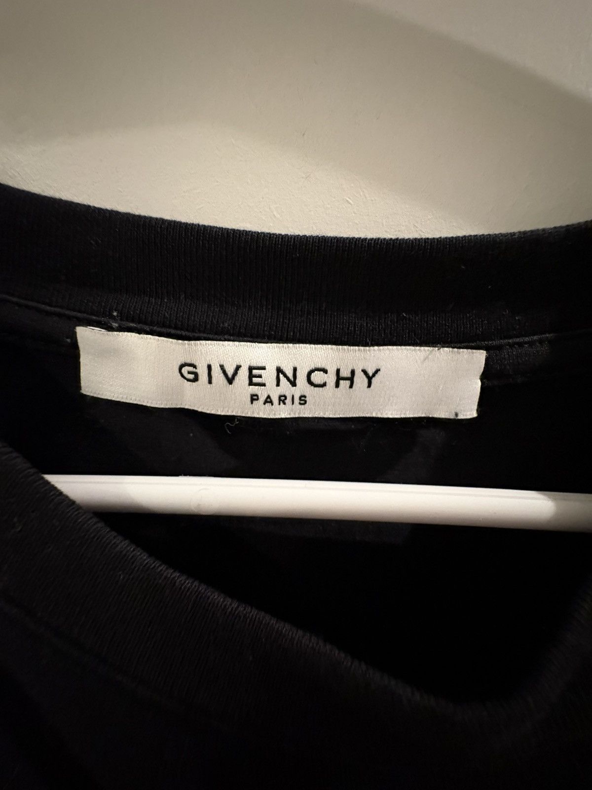 Givenchy Givenchy short sleeve t-shirt Size US M / EU 48-50 / 2 - 3 Thumbnail