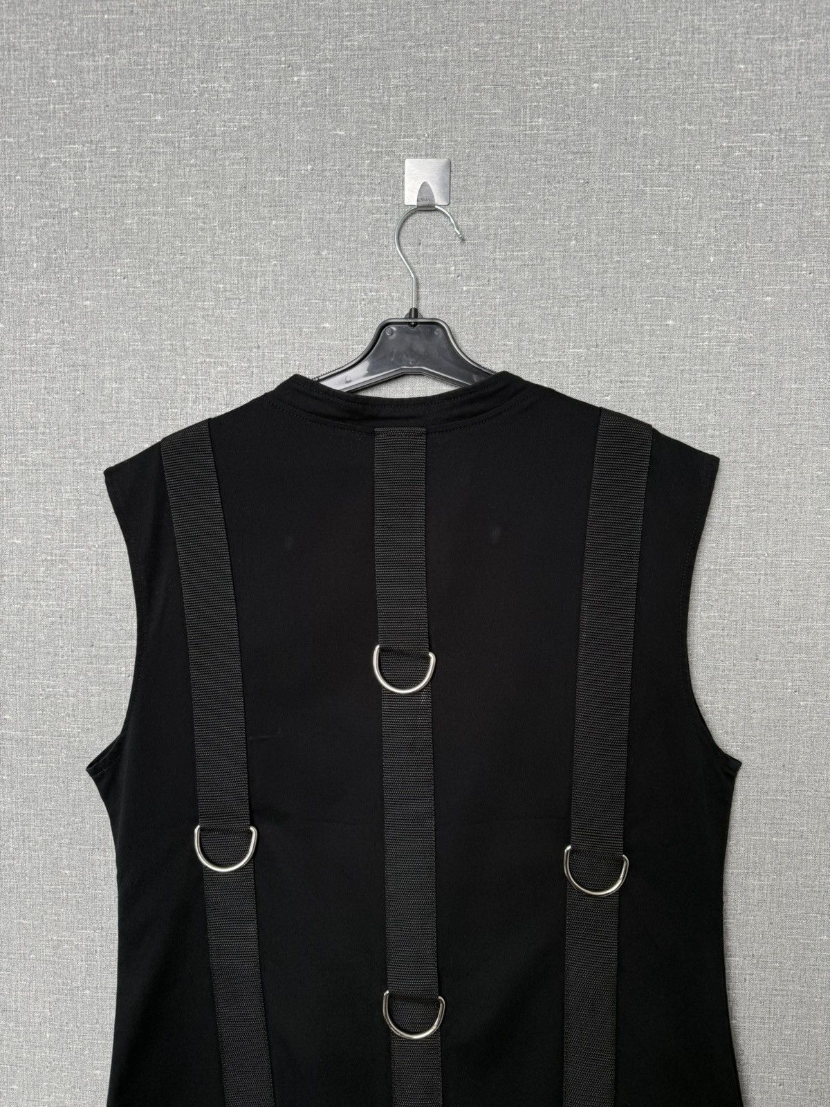 20471120 Aderlass Gothic Punk Black Sleeveless Vest with Straps Rings Size L / US 10 / IT 46 - 13 Thumbnail