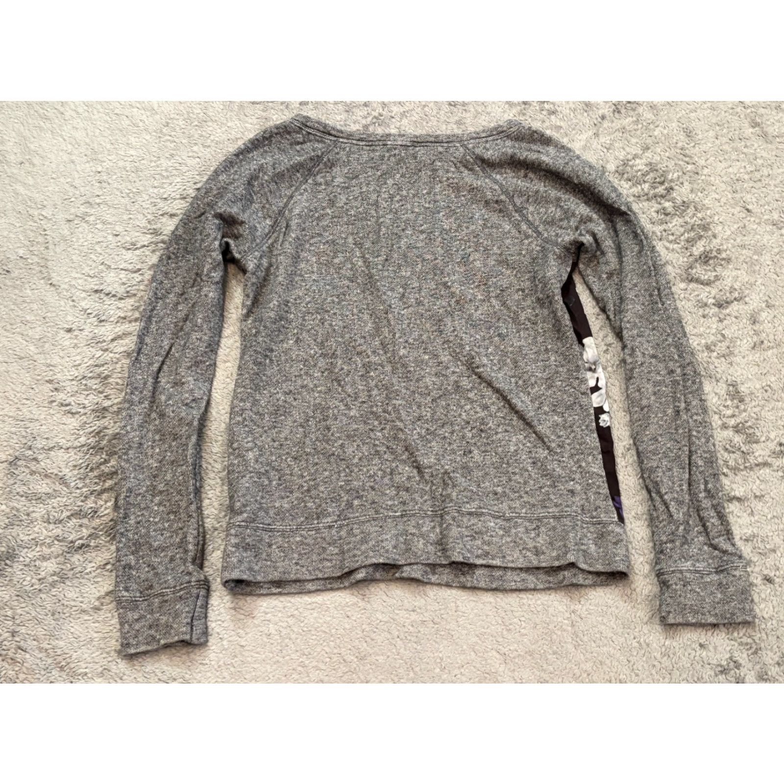 Express Express Sweater Womens XS Gray Floral Mixed Media Long Sleeve Crew Neck Size XS / US 0-2 / IT 36-38 - 5 Thumbnail