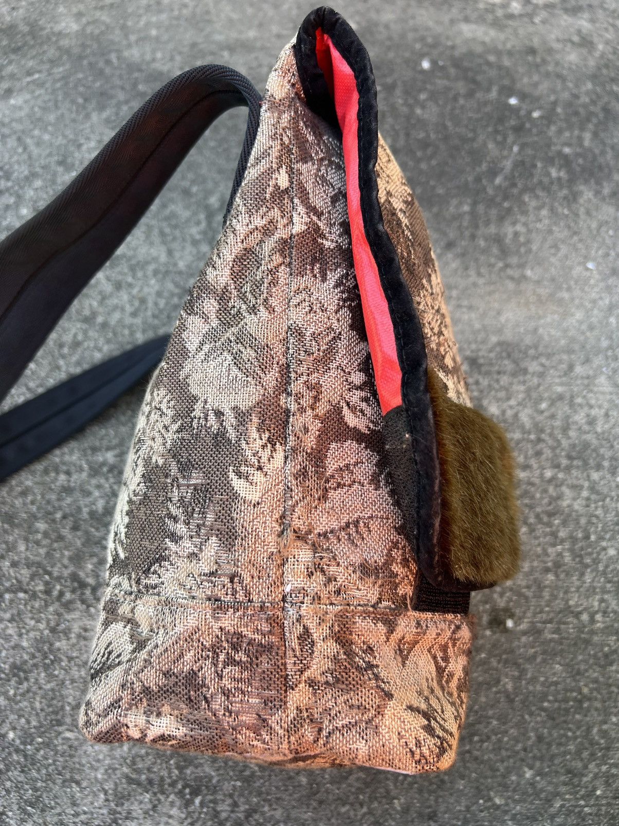 Vintage Vintage Beruf Tokyo Japan Jacquard Tarpaulin Messenger Bag Size ONE SIZE - 11 Thumbnail