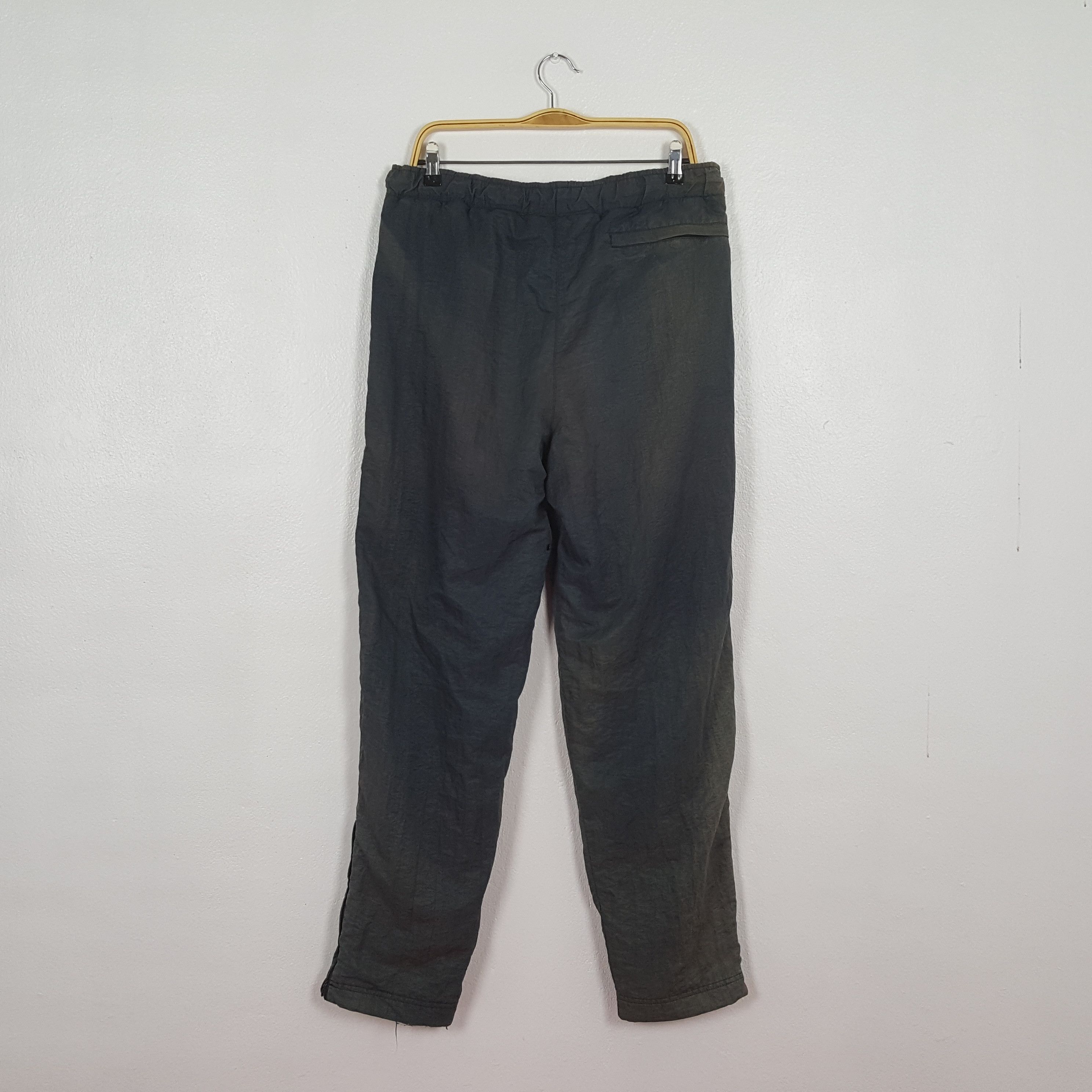 Nike Vintage Nike Air Jordan Distressed Pants C318N8 Size US 32 / EU 48 - 4 Thumbnail