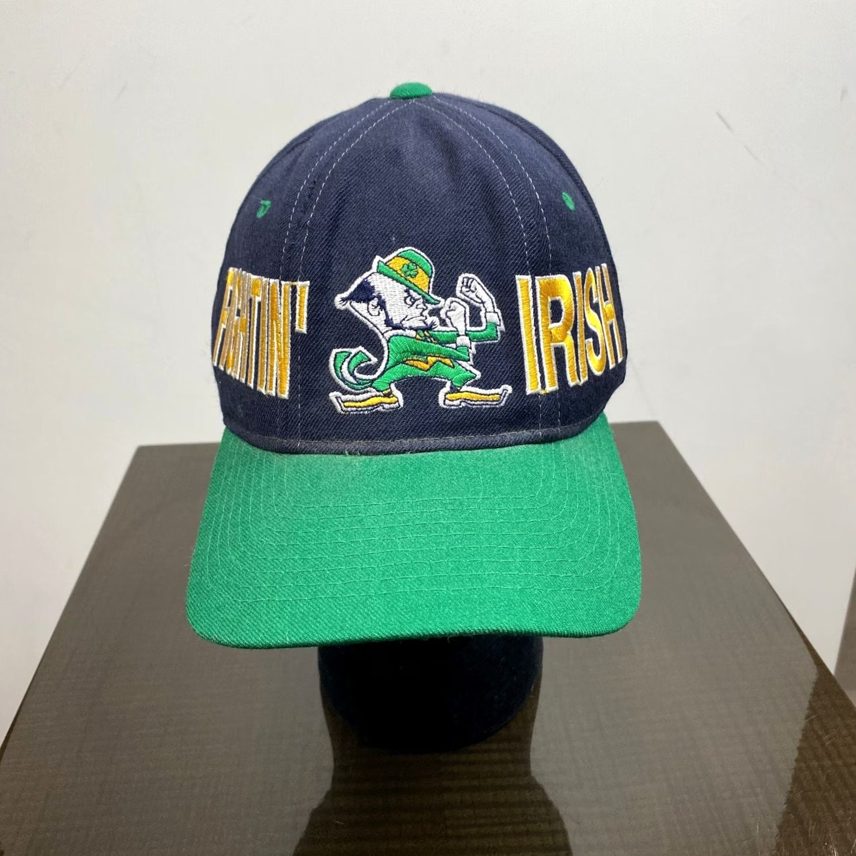 Starter VINTAGE Starter Notre Dame Fighting Irish Wool Snapback Hat 90s Blue One Size Men Size ONE SIZE - 2 Thumbnail