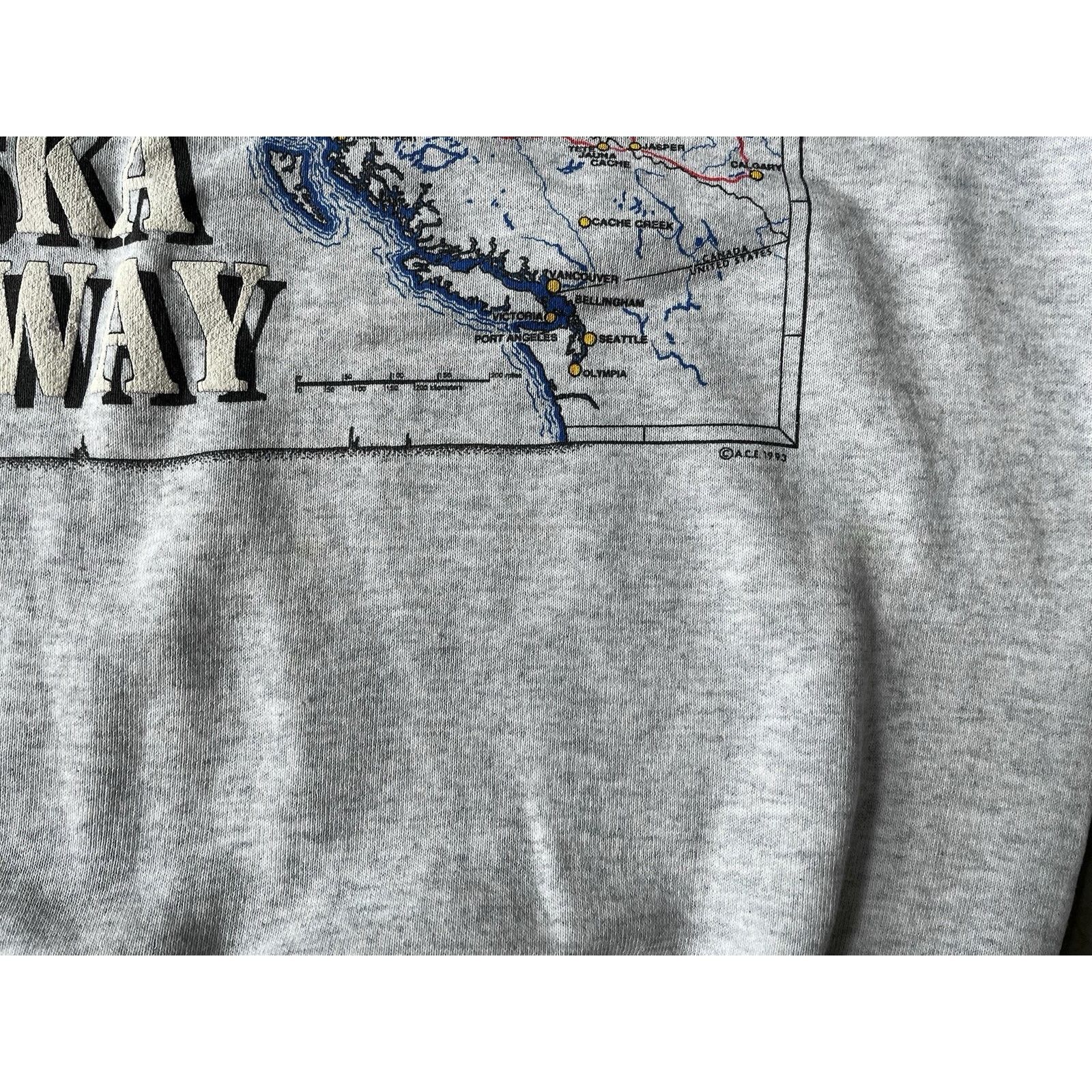 Fruit Of The Loom × Vintage Vtg Alaskan Highway Sweatshirt L Fruit Of The Loom 90's USA Size US L / EU 52-54 / 3 - 9 Thumbnail