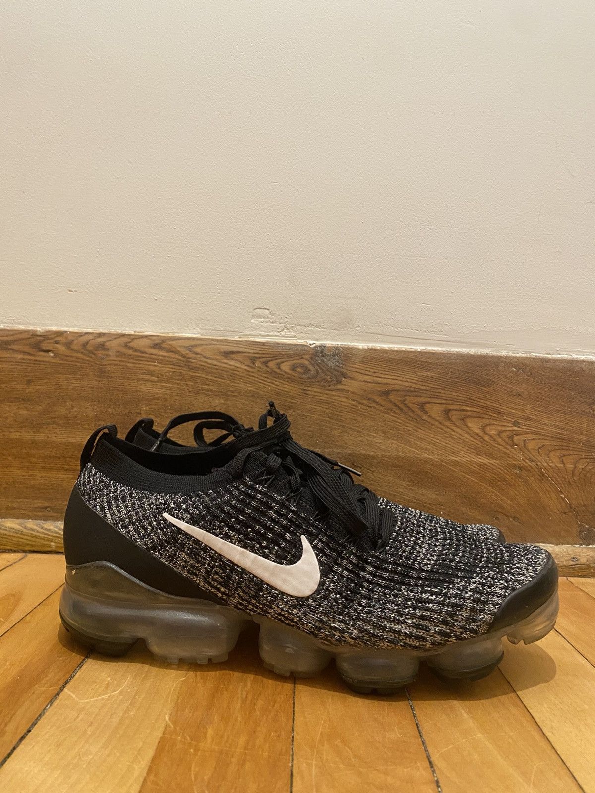 Nike Nike Vapormax/Flyknit Men’s Training Shoe Size US 11 / EU 44 - 1 Thumbnail