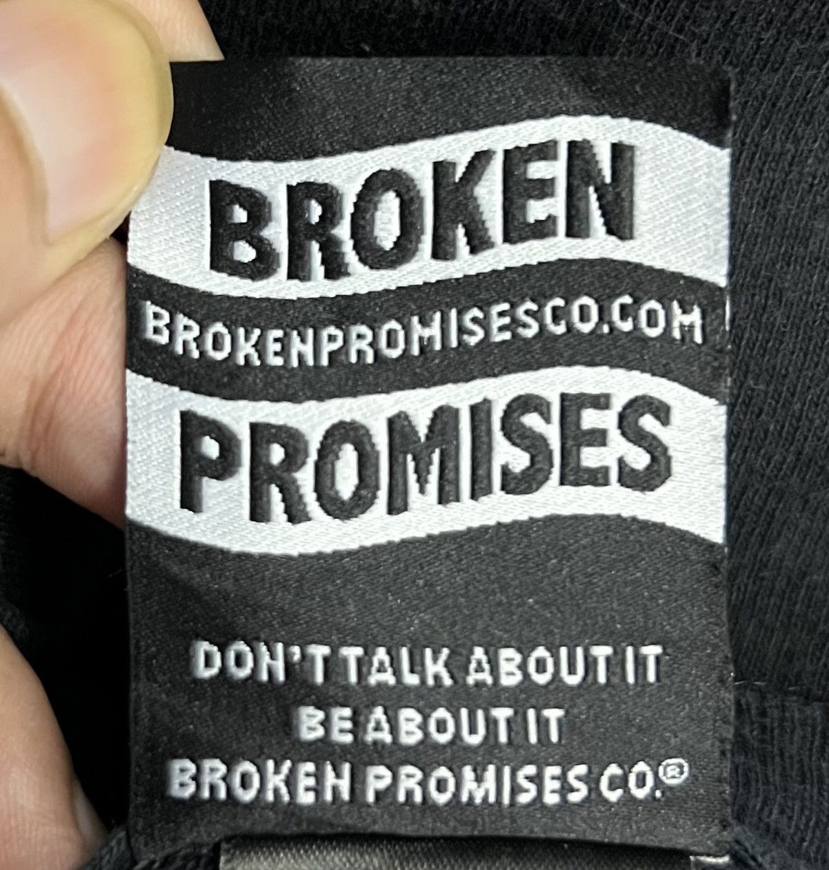 Broken Promises Co. × Vintage VINTAGE BROKEN PROMISES APATHY SHIRT Size US M / EU 48-50 / 2 - 9 Thumbnail