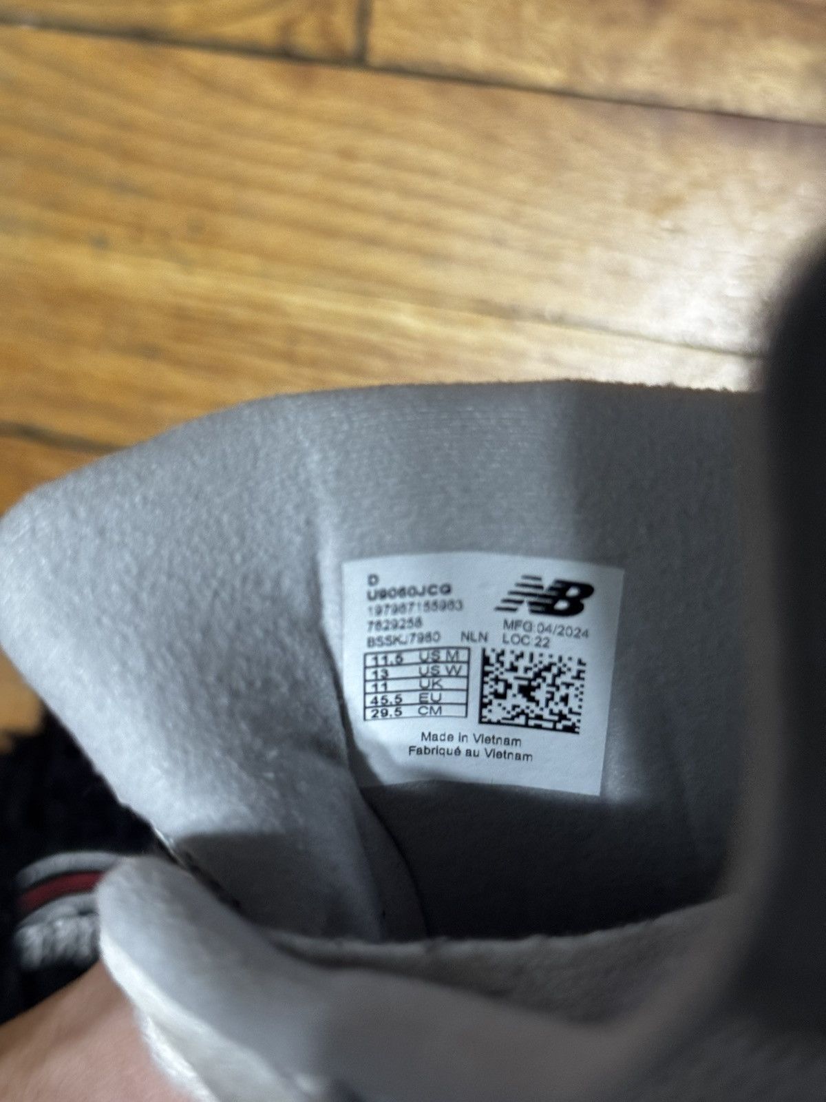 New balance gray shoes