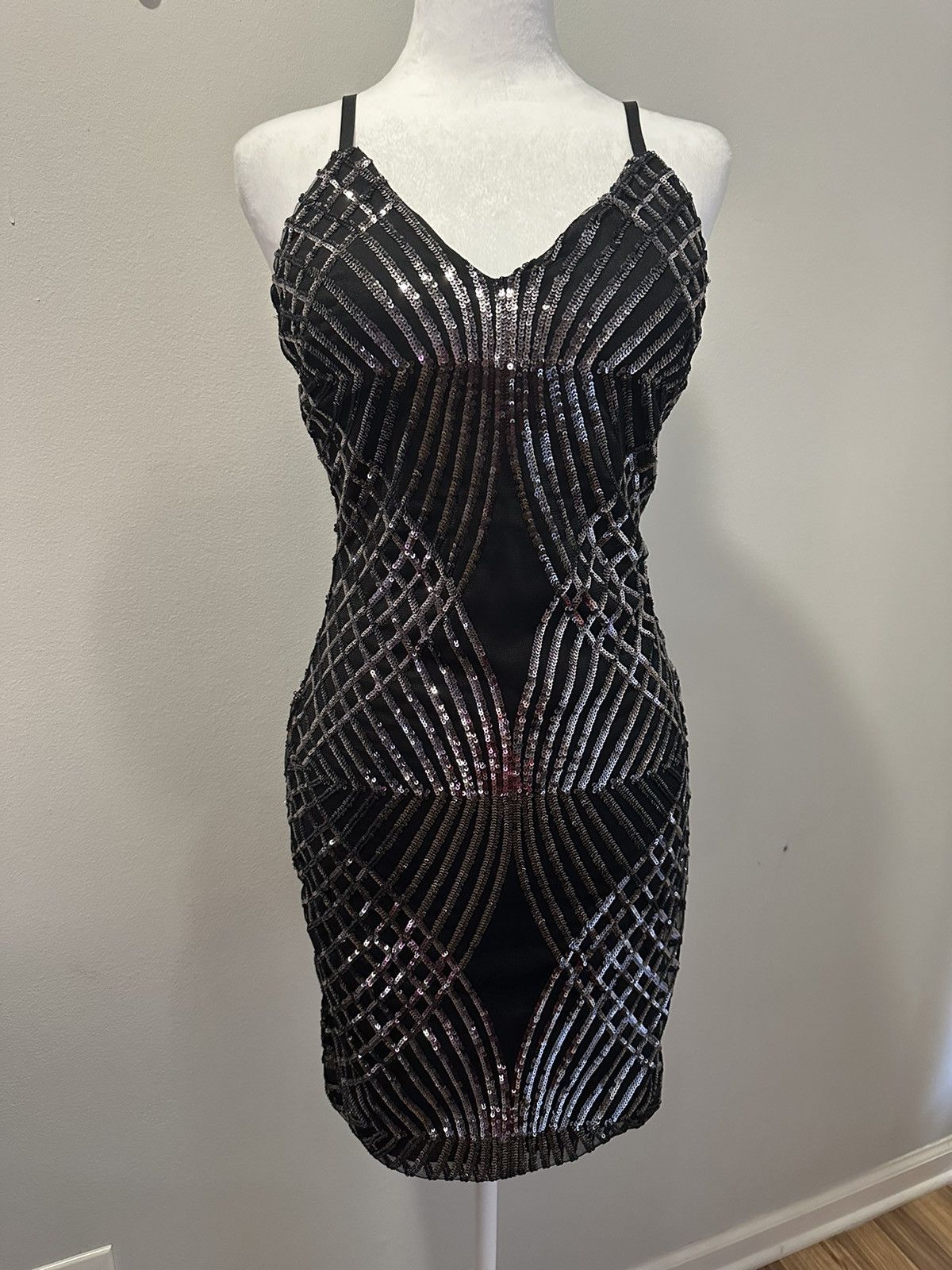 Other Party sexy mini dress black silver sequins small Size S / US 4 / IT 40 - 2 Thumbnail