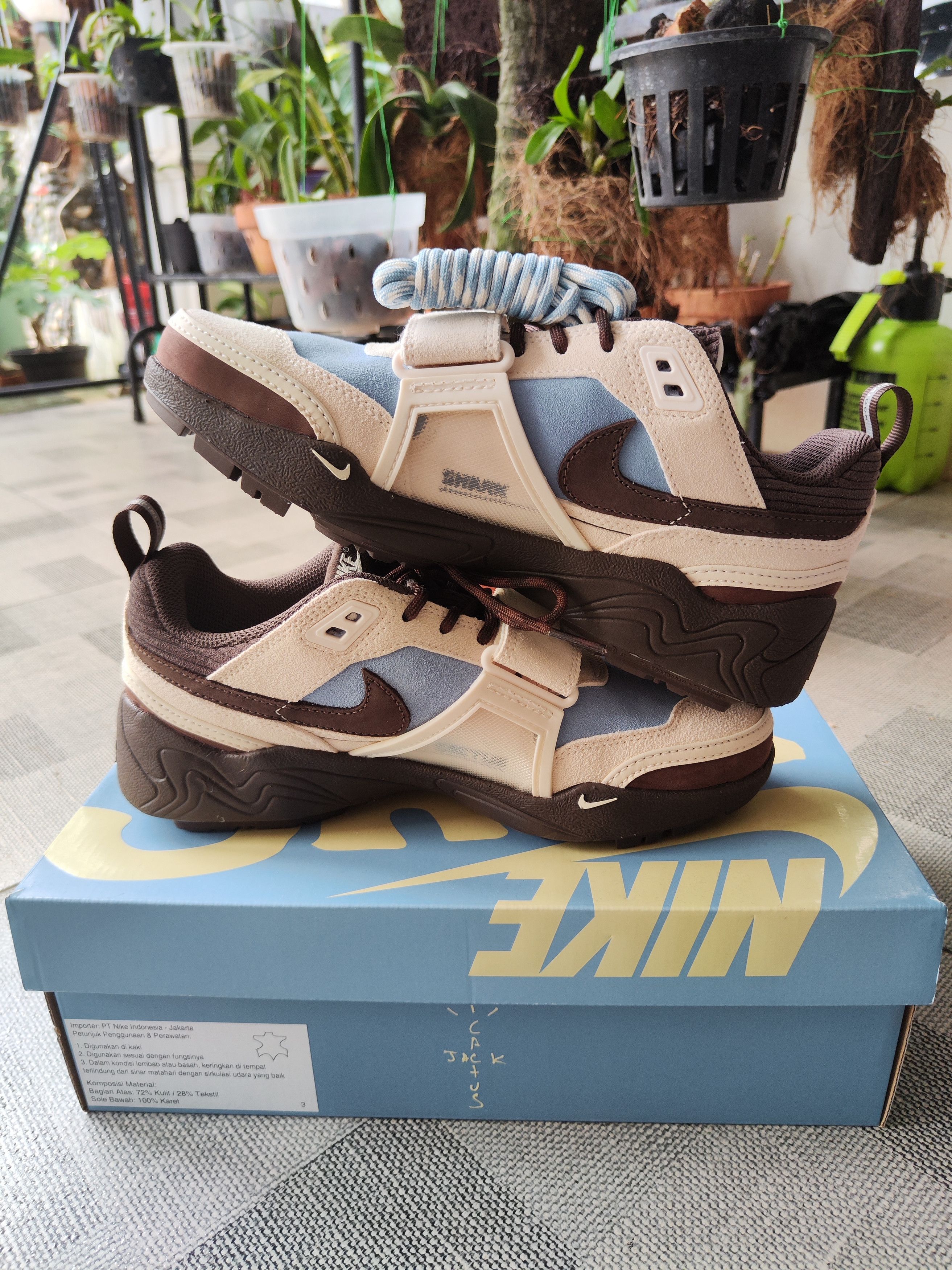 Nike × Travis Scott Nike Travis Scott Zoom Field Jaxx Leche Blue Size US 7 / EU 40 - 6 Thumbnail