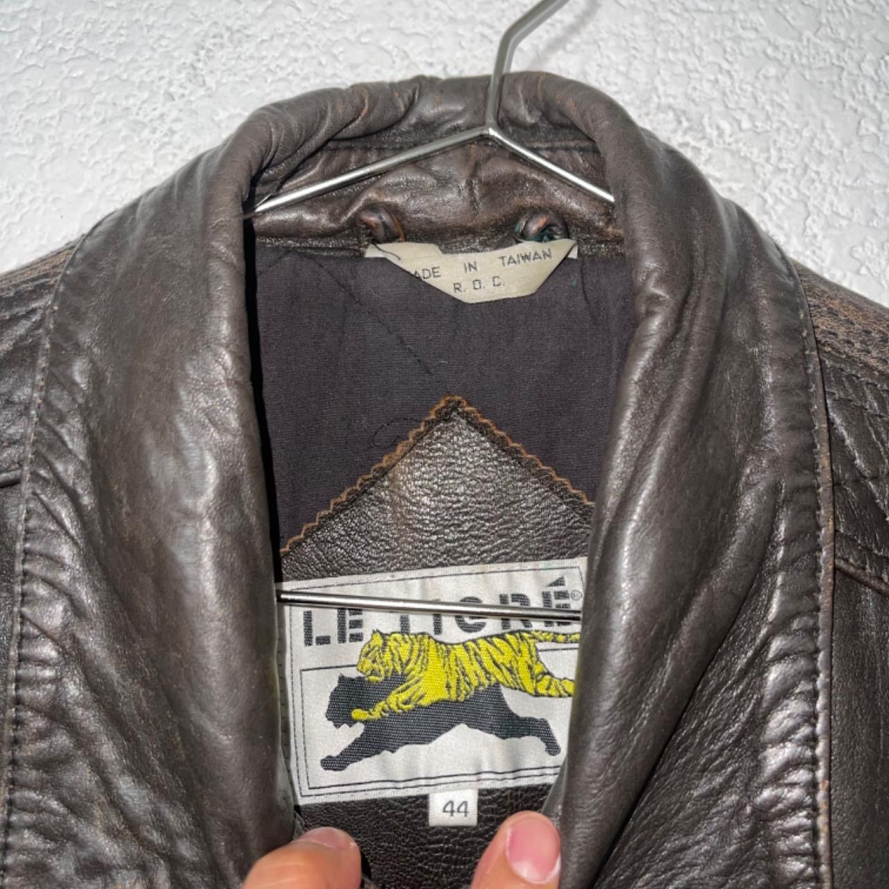 Vintage Vintage Le Tigre Brown Leather Jacket "Safe Sex Brothel" Size US XL / EU 56 / 4 - 3 Thumbnail