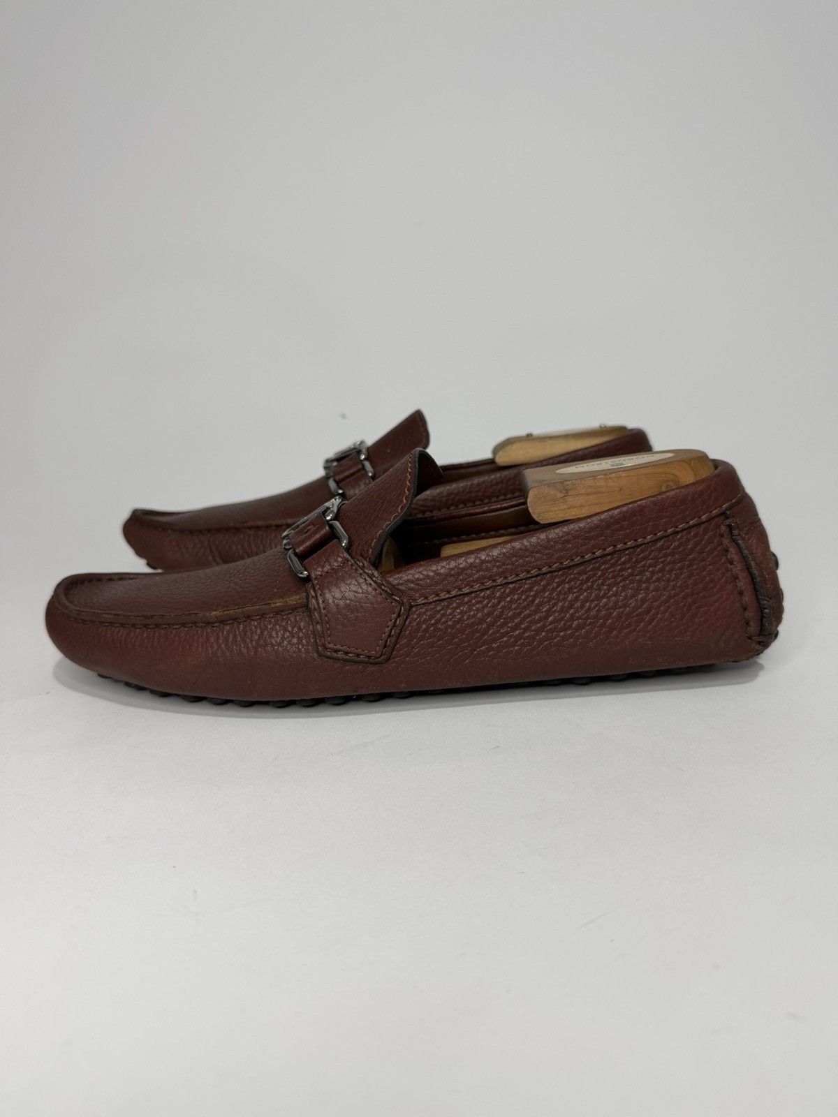 Louis Vuitton Louis Vuitton Burgundy Leather Hockenheim Loafers Size US 7.5 / EU 40-41 - 1 Thumbnail