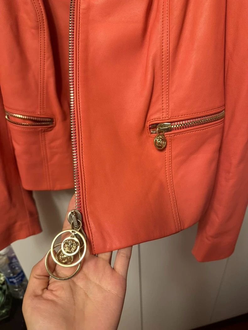 Versace Versace Sheepskin cropped blazer Size S / US 4 / IT 40 - 2 Thumbnail