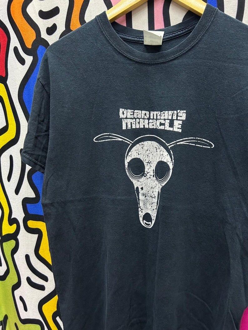 Vintage Vintage 2000s Dead Man's Miracle tshirt size M Size US M / EU 48-50 / 2 - 1 Thumbnail