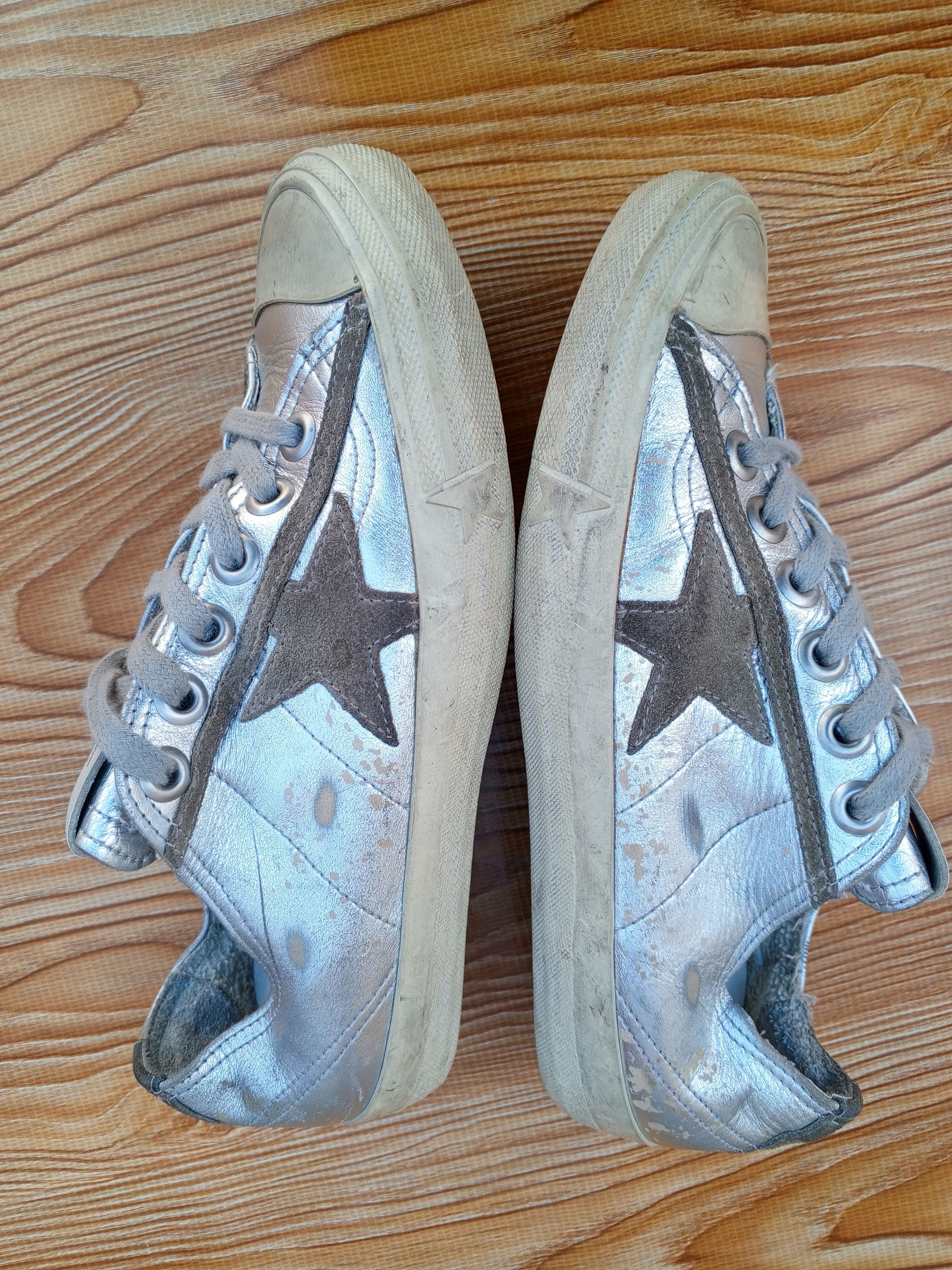 Golden Goose Golden goose vstar2 Size US 6 / IT 36 - 2 Thumbnail