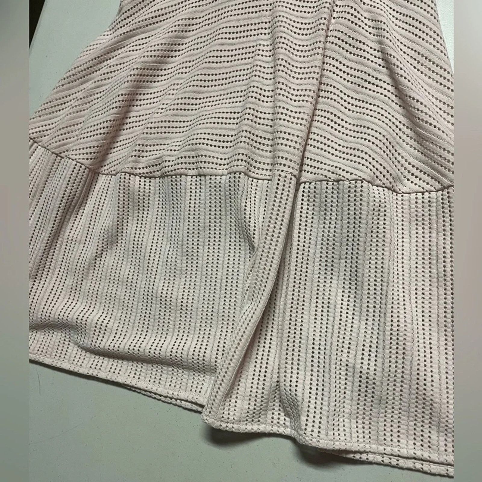 Bcbgmaxazria BCBGMAXAZRIA Cassandra Lace Fit & Flare Dress, size Medium Size M / US 6-8 / IT 42-44 - 4 Thumbnail