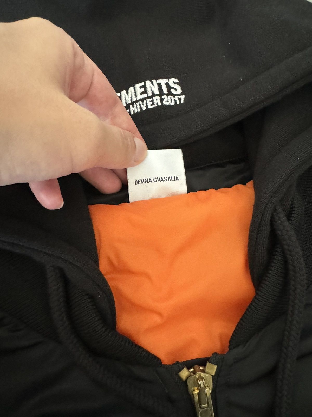 Vetements *HOMME* VETEMENTS AW16 TFD BOMBER Size US XS / EU 42 / 0 - 13 Thumbnail