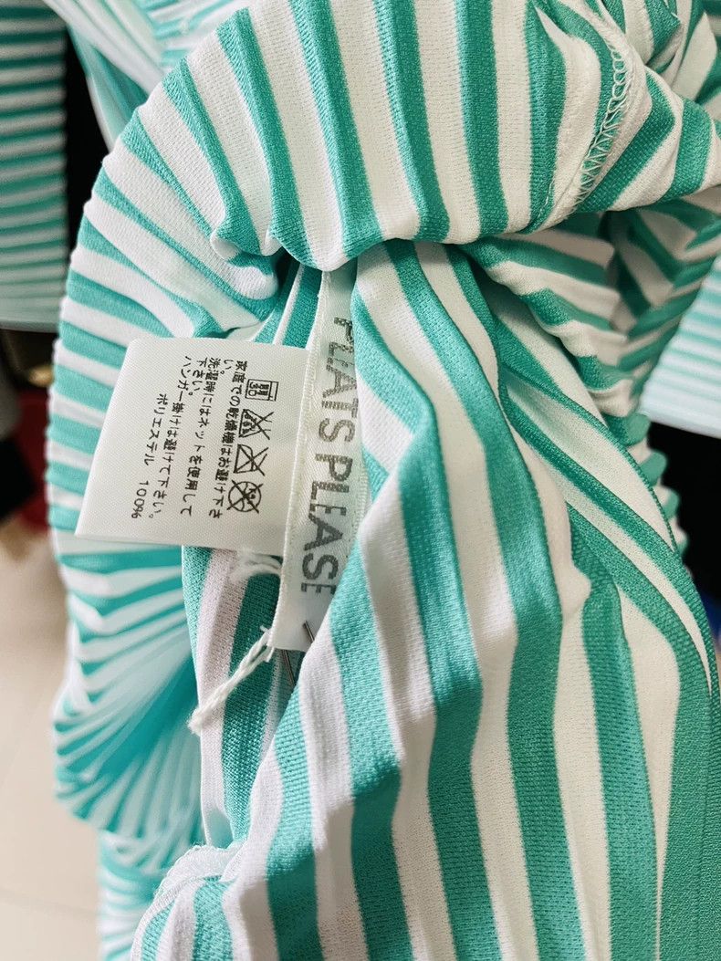 Issey Miyake Issey Miyake size:3 Green striped dress Size M / US 6-8 / IT 42-44 - 2 Thumbnail
