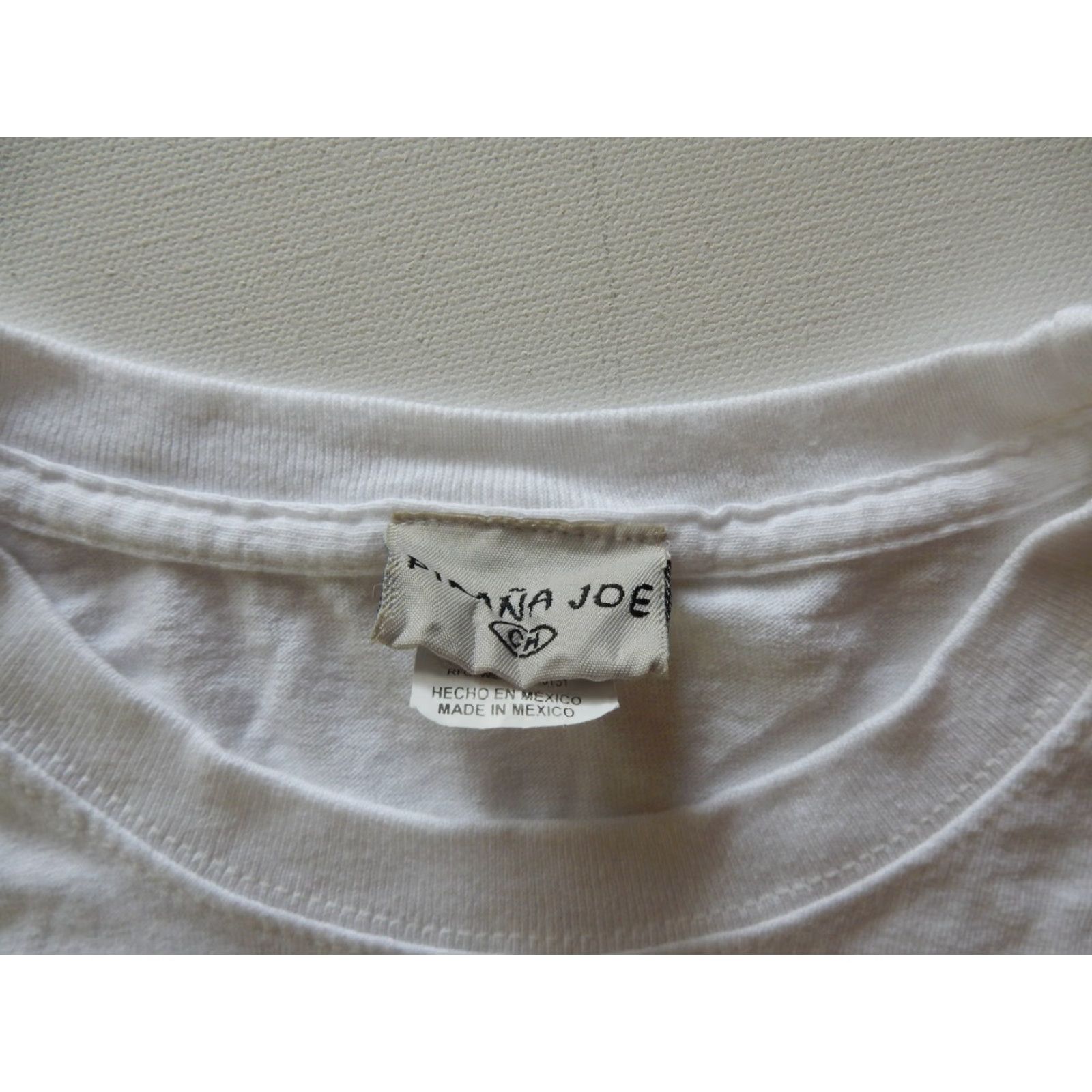 Vintage VINTAGE Pirana Joe Men's T-Shirt Size S Short Sleeve White Graphic Print Cotton Size US S / EU 44-46 / 1 - 3 Thumbnail