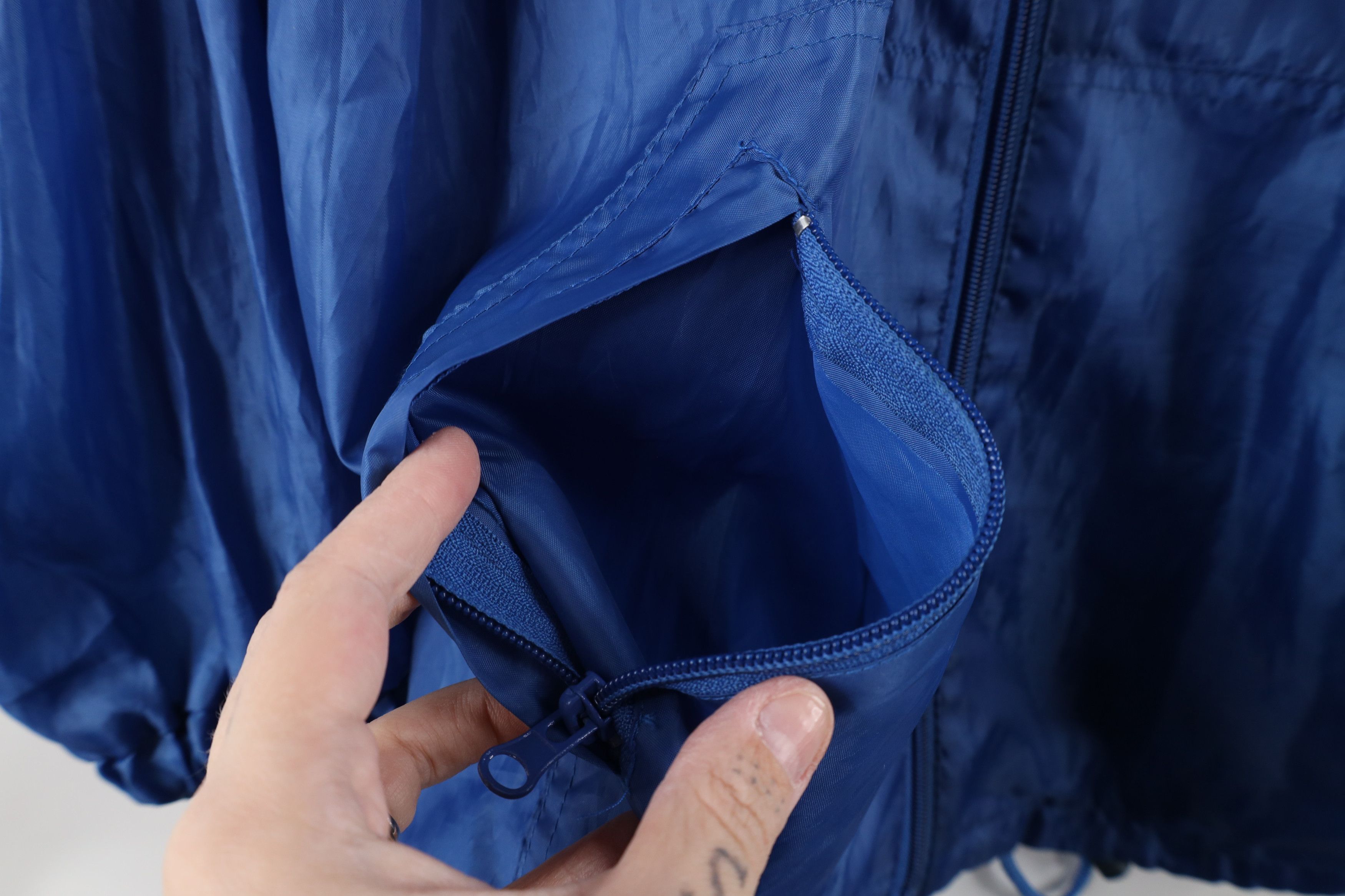 Asics × Vintage Vintage 90s Asics Out Lightweight Hooded Windbreaker Jacket Size US XL / EU 56 / 4 - 5 Thumbnail
