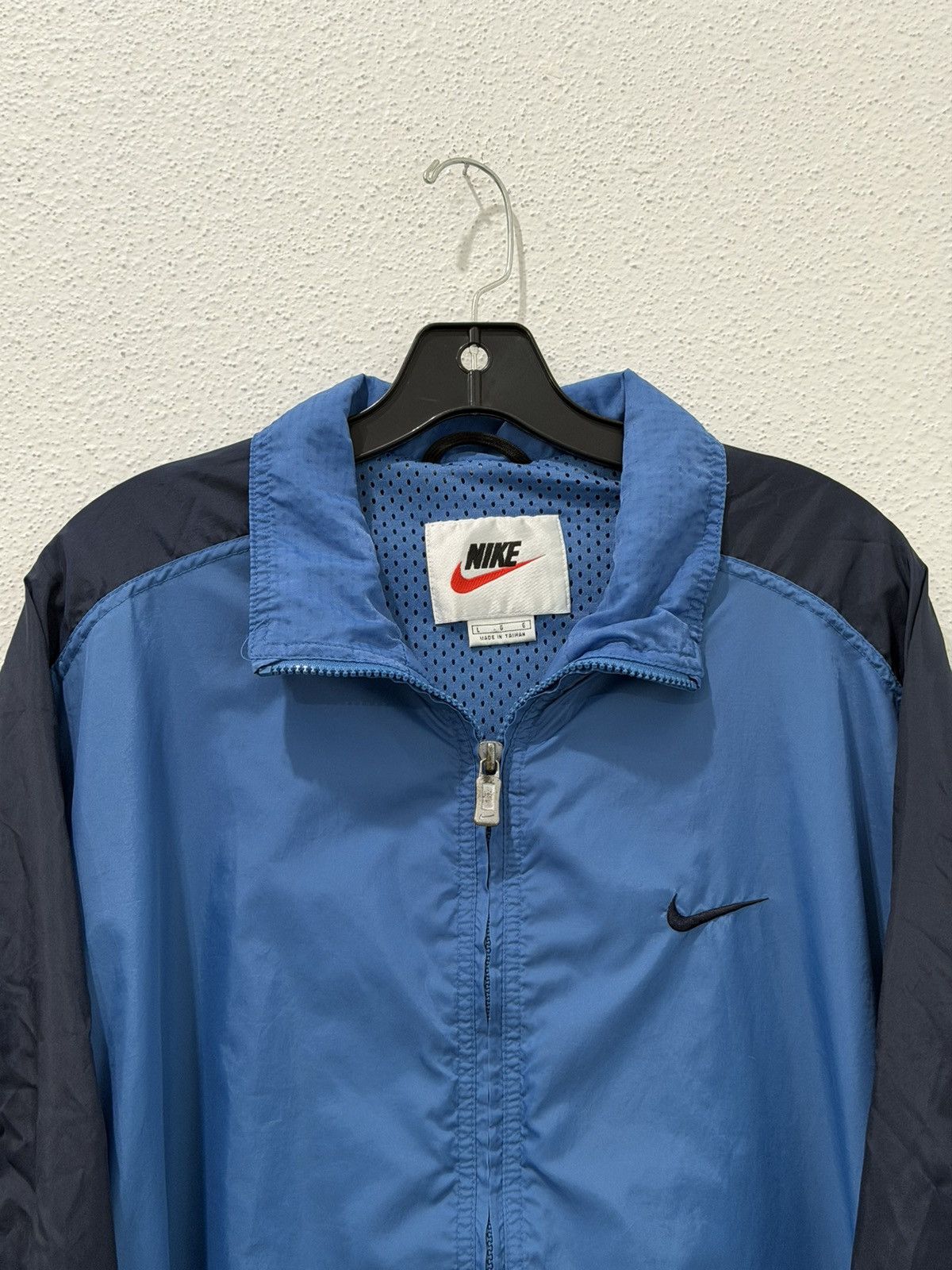 Nike Vintage 90s Nike Windbreaker Lightweight Jacket Size Large Size US L / EU 52-54 / 3 - 2 Thumbnail