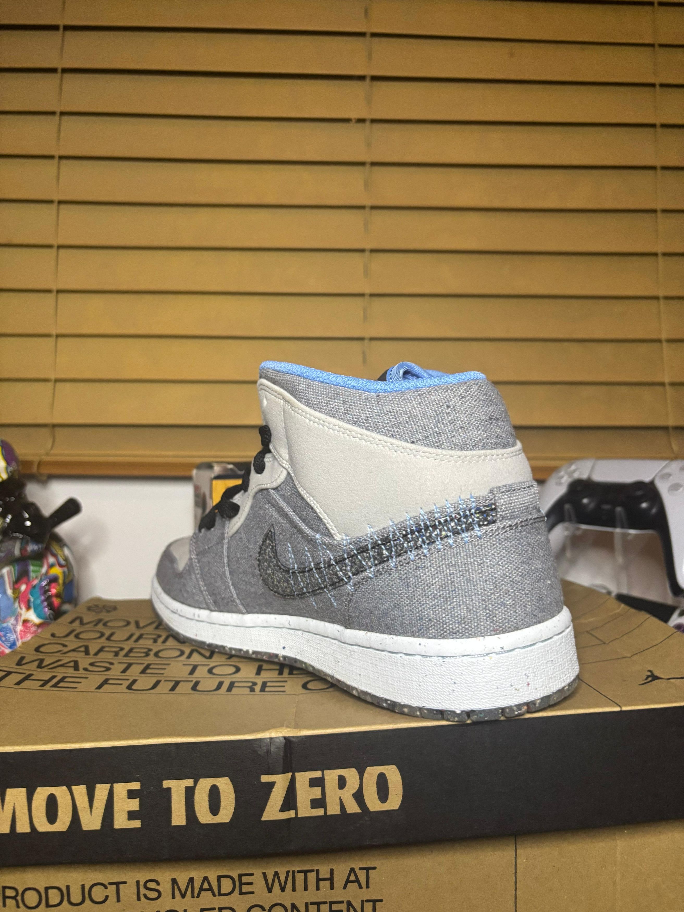 Jordan Brand Nike Air Jordan 1 Mid Crater Grey University Blue Size US 11 / EU 44 - 7 Thumbnail