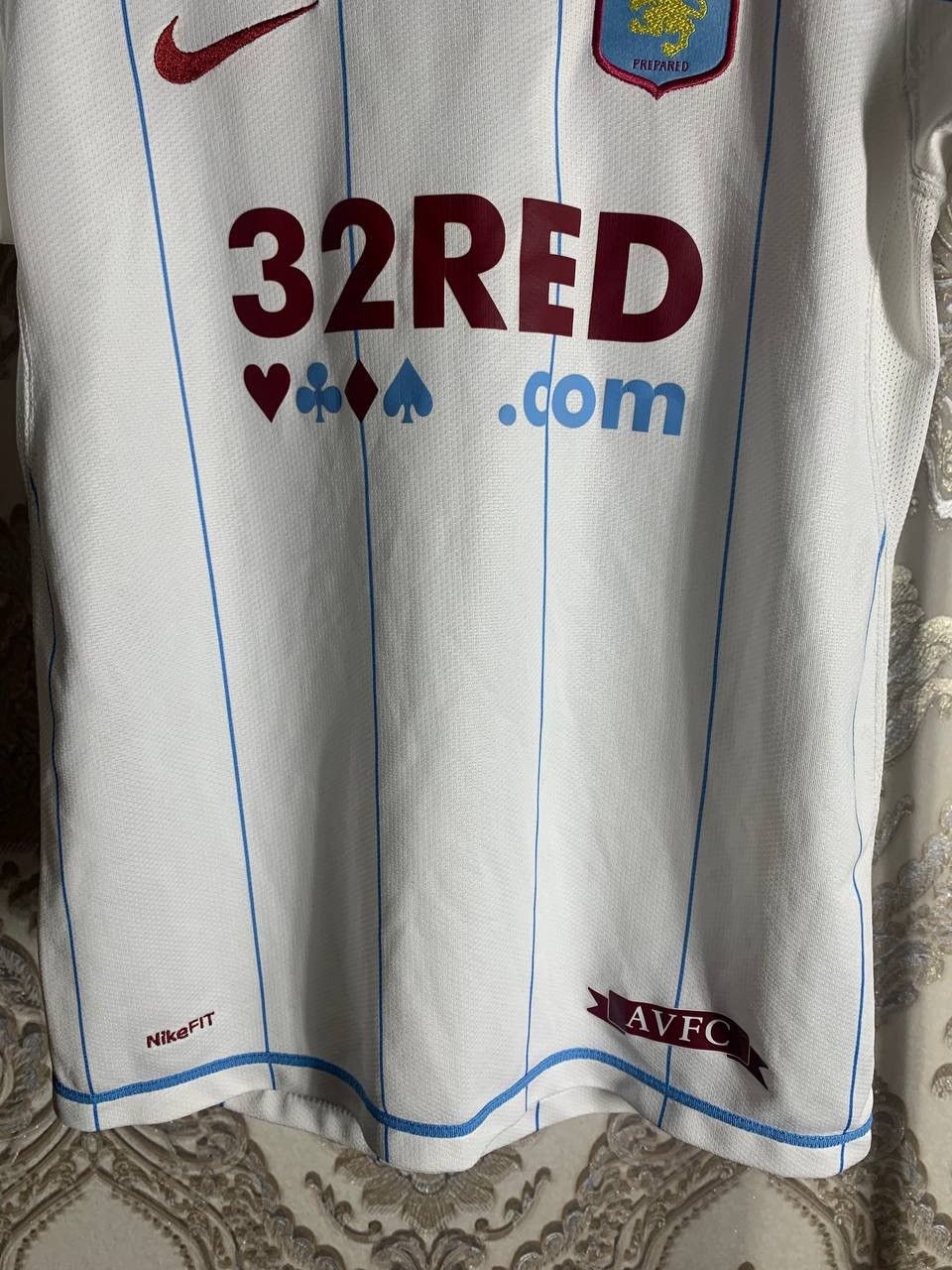 Nike VINTAGE NIKE FC ASTON VILLA ENGLAND RETRO SOCCER JERSEY 90s Size US XS / EU 42 / 0 - 5 Thumbnail
