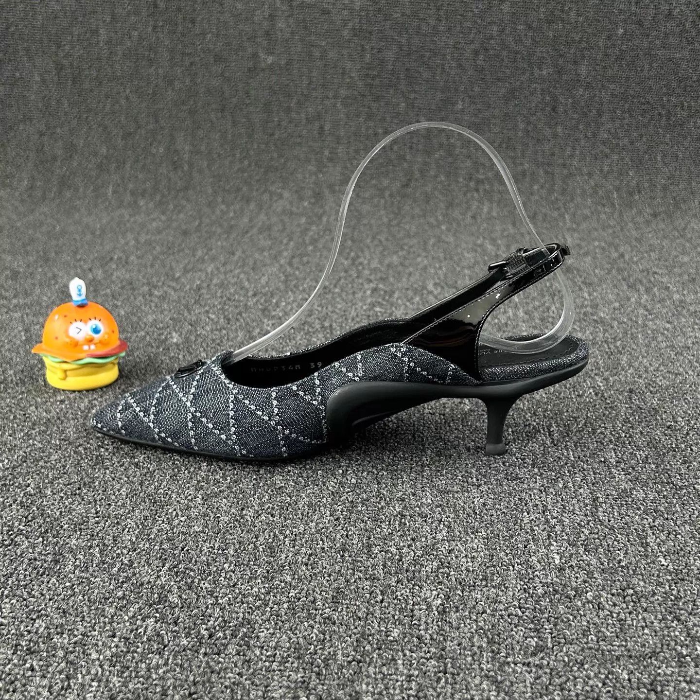 Louis Vuitton LV Denim Check Pointed Toe Pump Wmns Black 39 Size US 8.5 / IT 38.5 - 3 Thumbnail