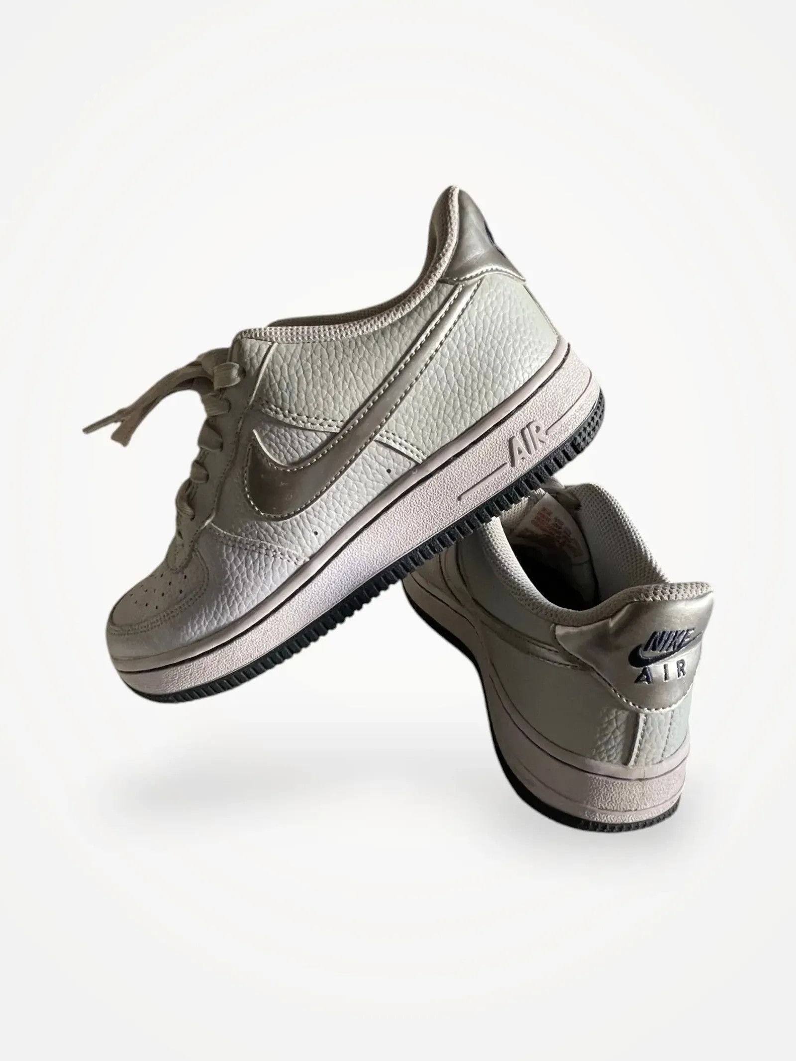Nike Nike Sneakers Size US 7.5 / IT 37.5 - 1 Thumbnail